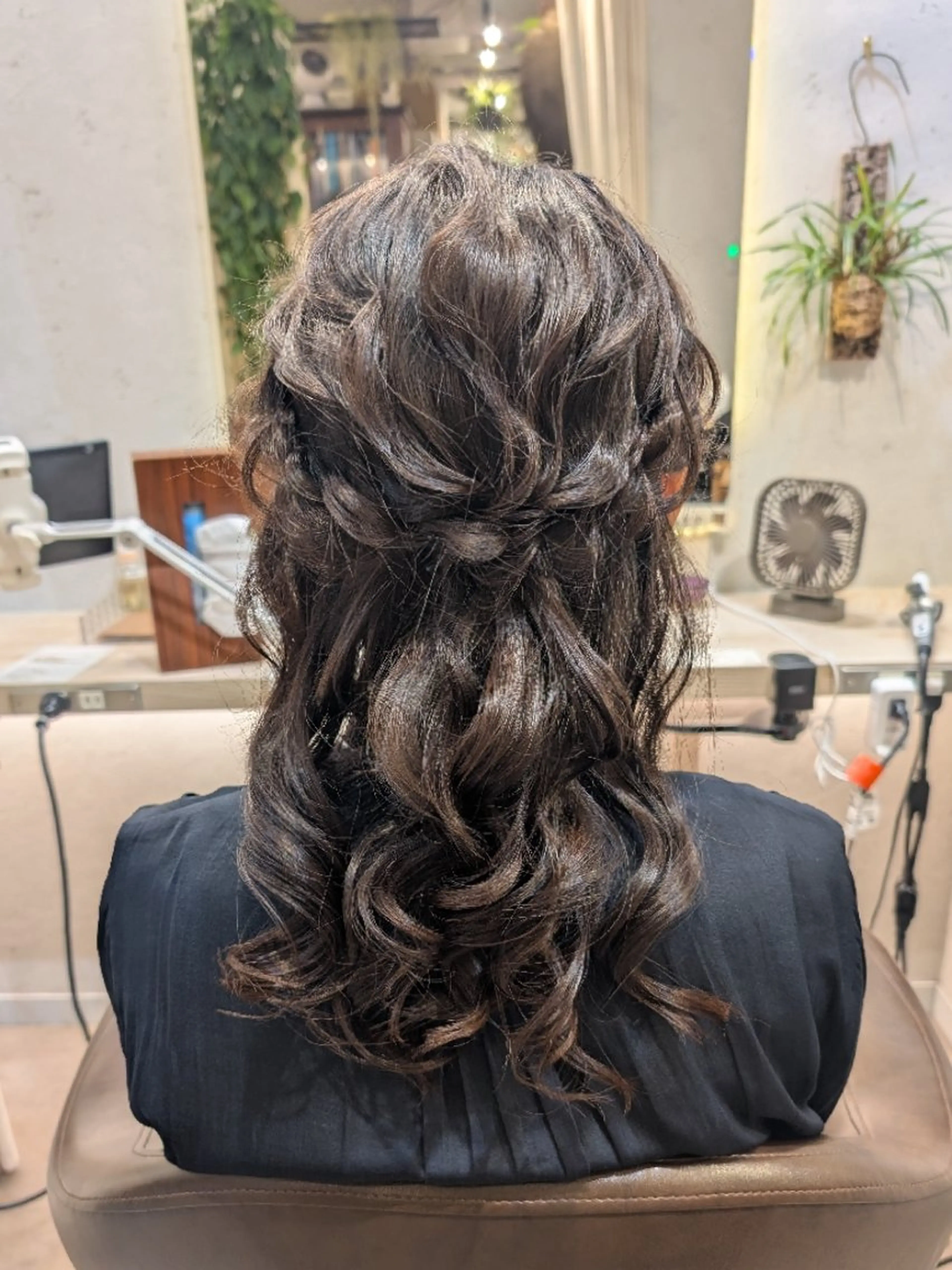 ミディアム ヘアアレンジ ヘアセット koto💭 コトのヘアスタイル