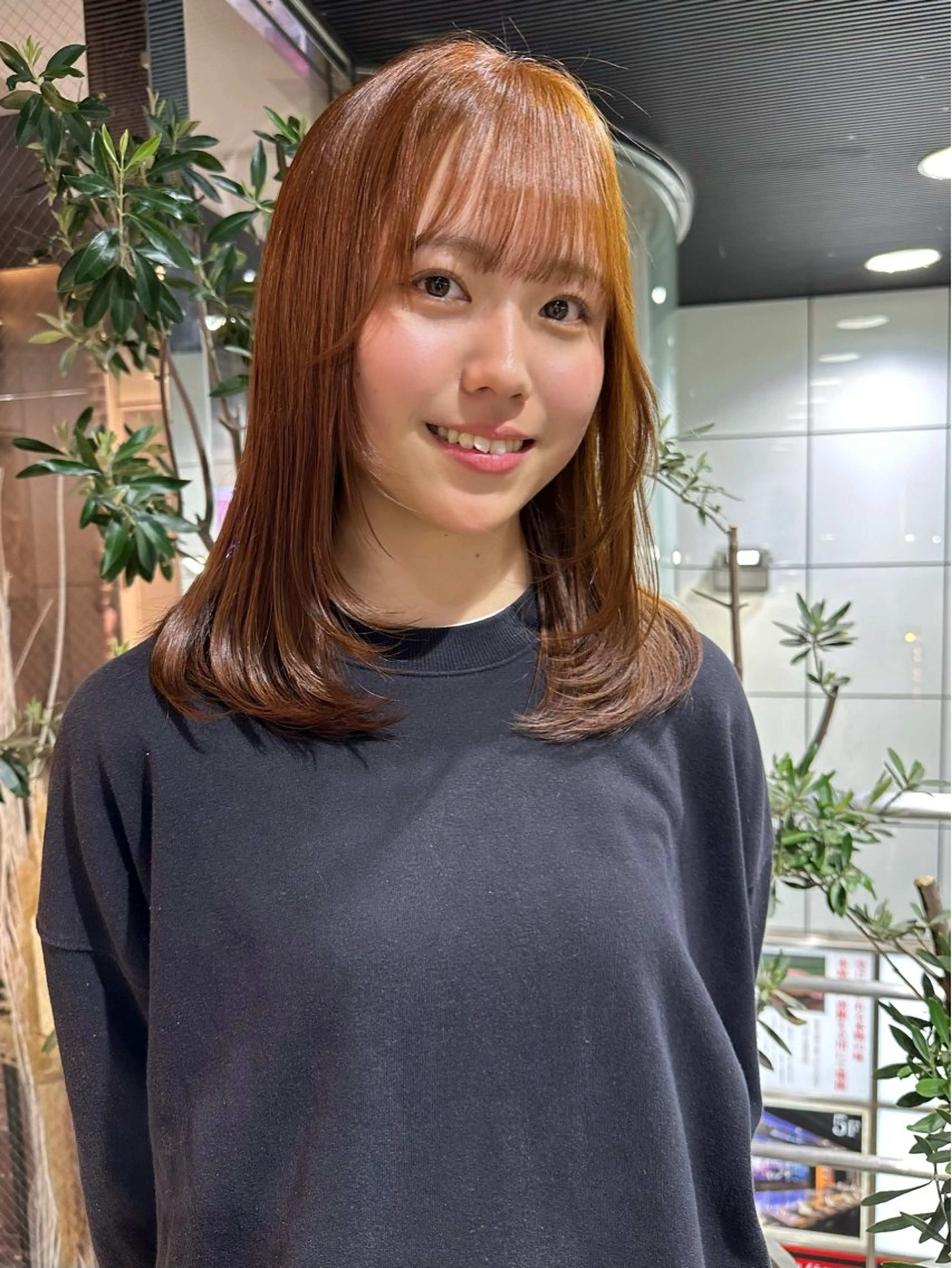 カラー ベージュカラー 黒髪 ブリーチ ブルーカラー ブルーブラック ヘアカラー ZESTbis/ Kanami🪐💕のマツエク・マツパデザイン