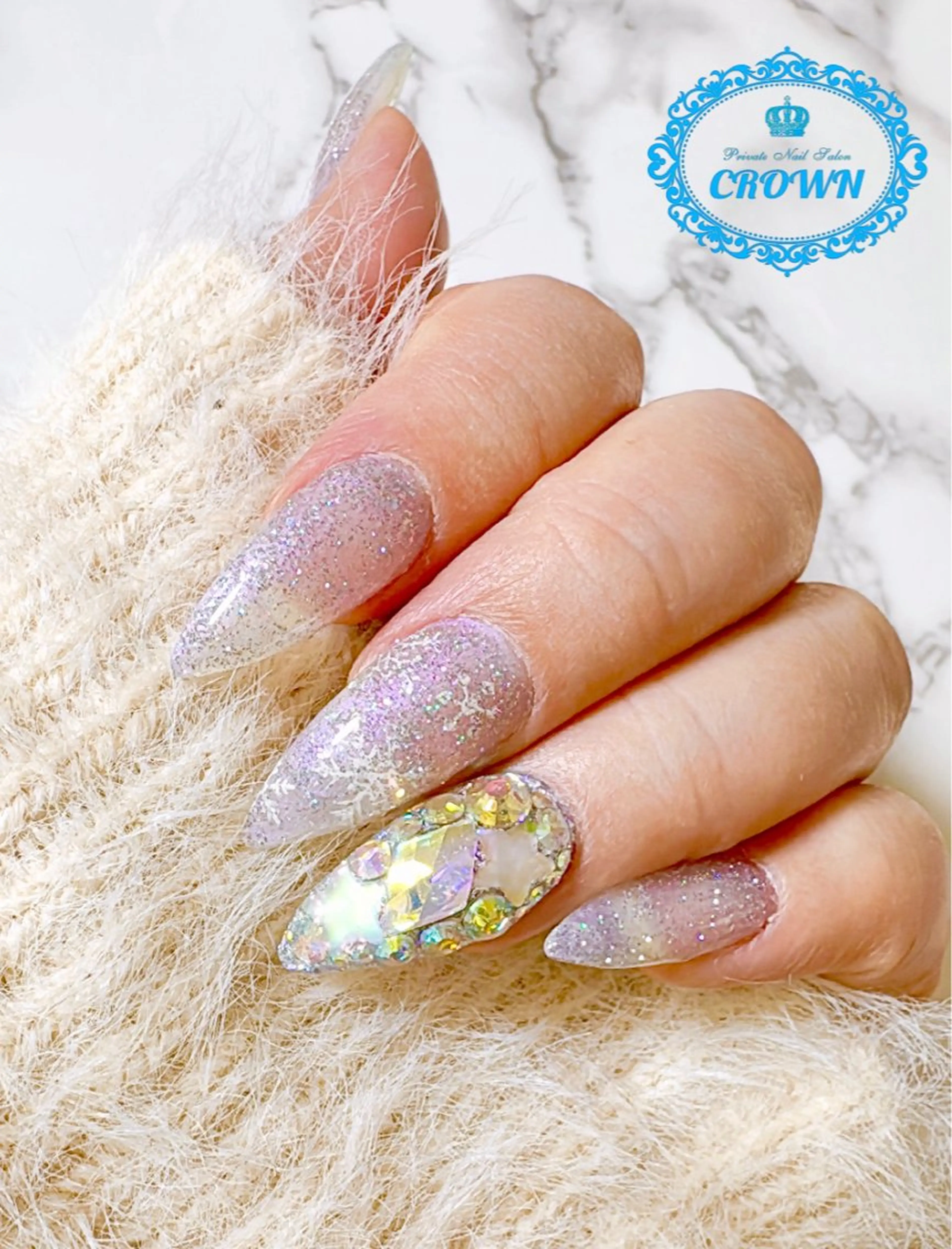 ネイル CROWN プライベートサロンのネイルデザイン