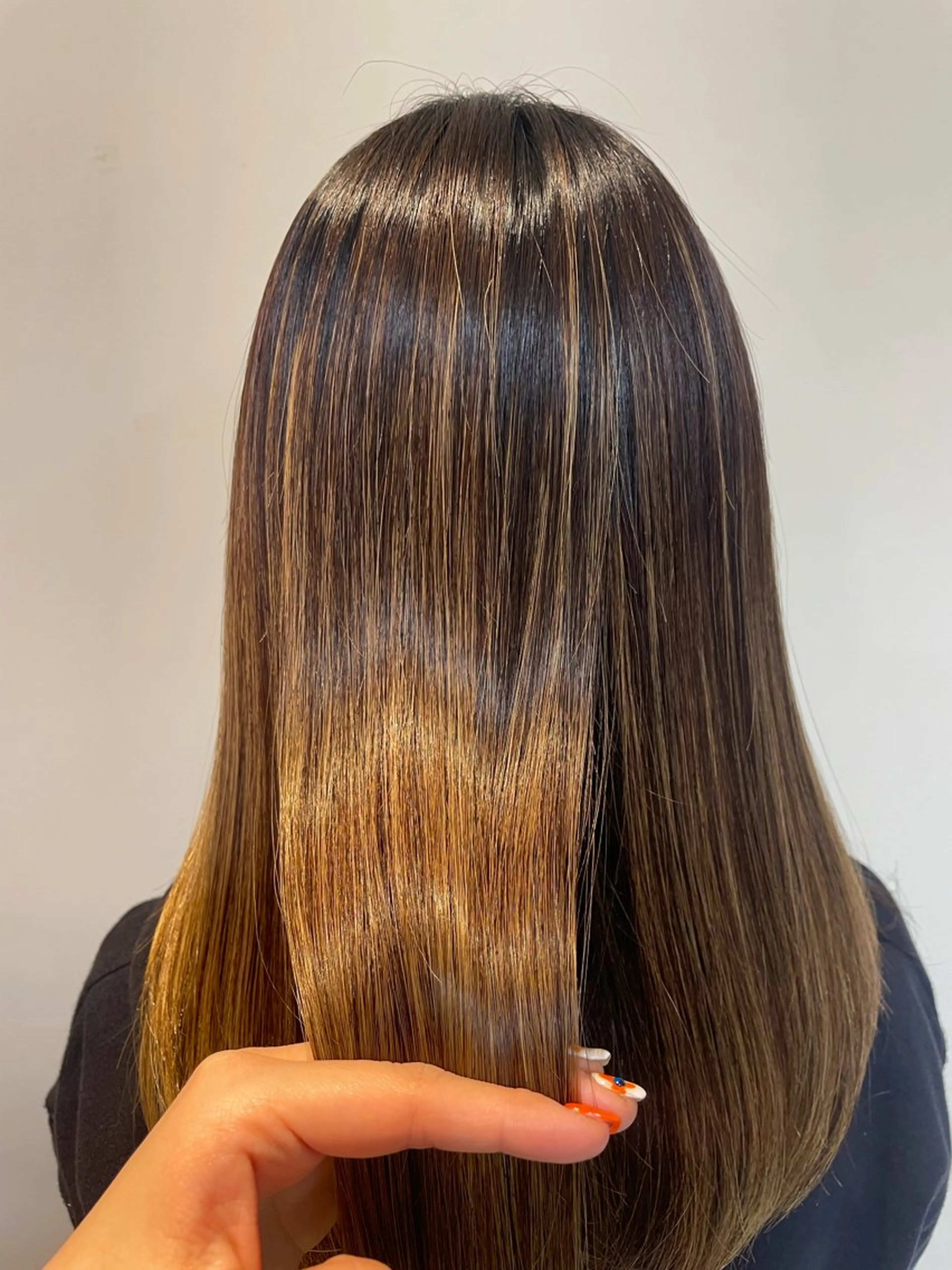 セミロング NA NAのヘアスタイル