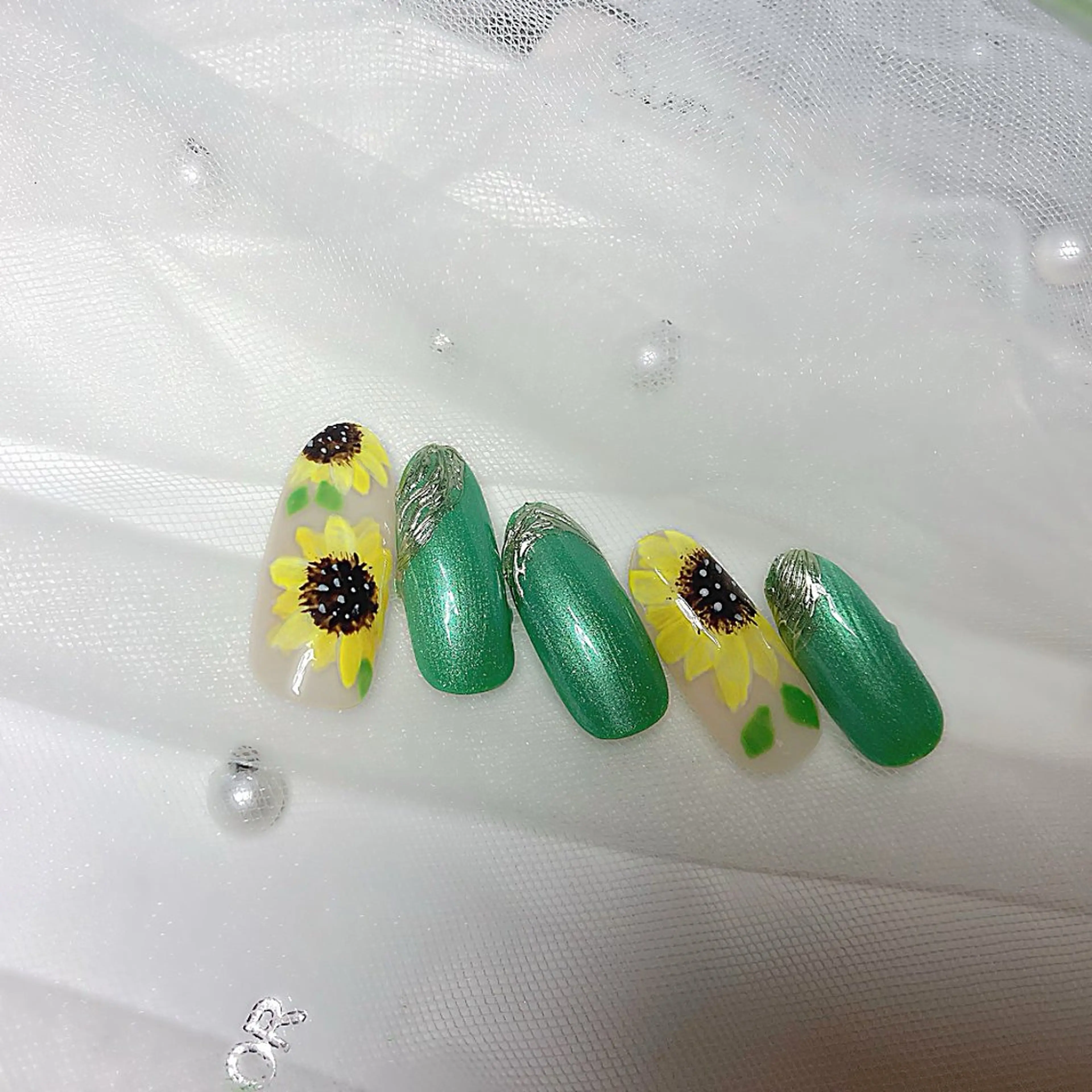 ネイル ハンドネイル 中国整体院中の ネイルサロン💅のネイルデザイン