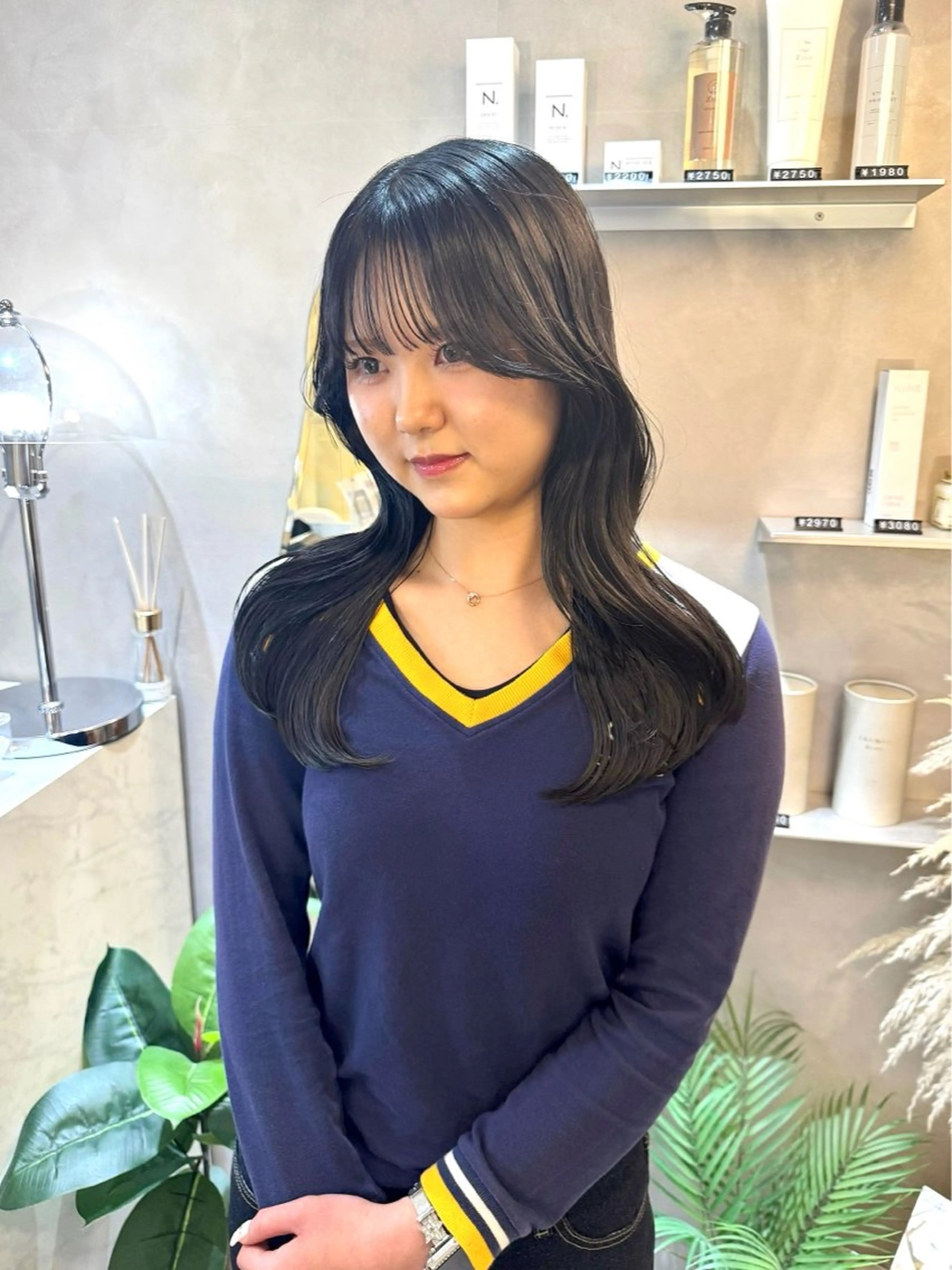 【🎀ミニモ学割🎀】　🇰🇷韓国風顔まわりカット× 3stepトリートメント(スタイリングレクチャー付き)🤍の写真