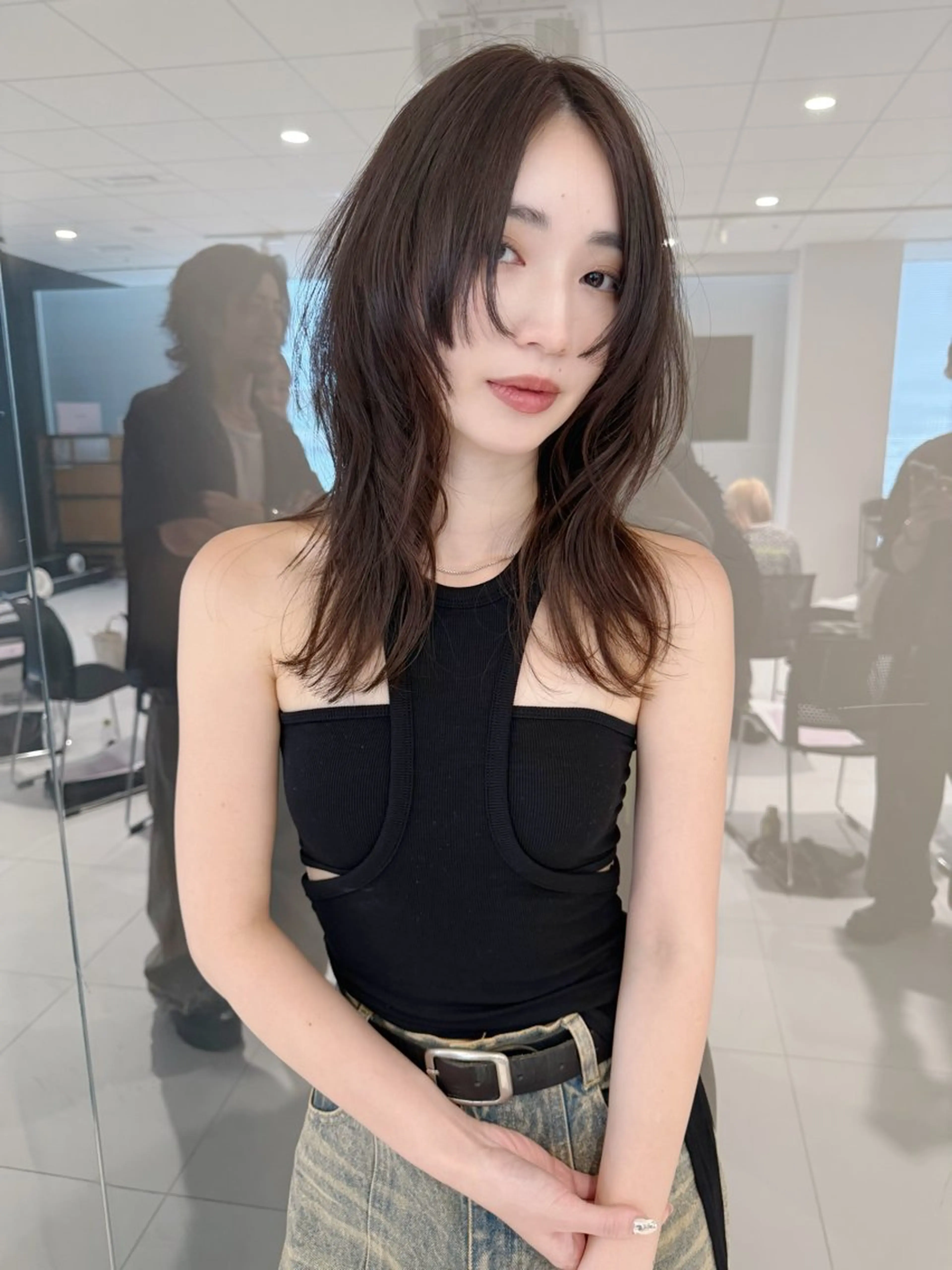セミロング セミロングレイヤー アッシュ ハッシュカット 韓国風ヘア レイヤーカット カット ヘアカラー トリートメント LOARK HAIR ロアークヘアーのヘアスタイル