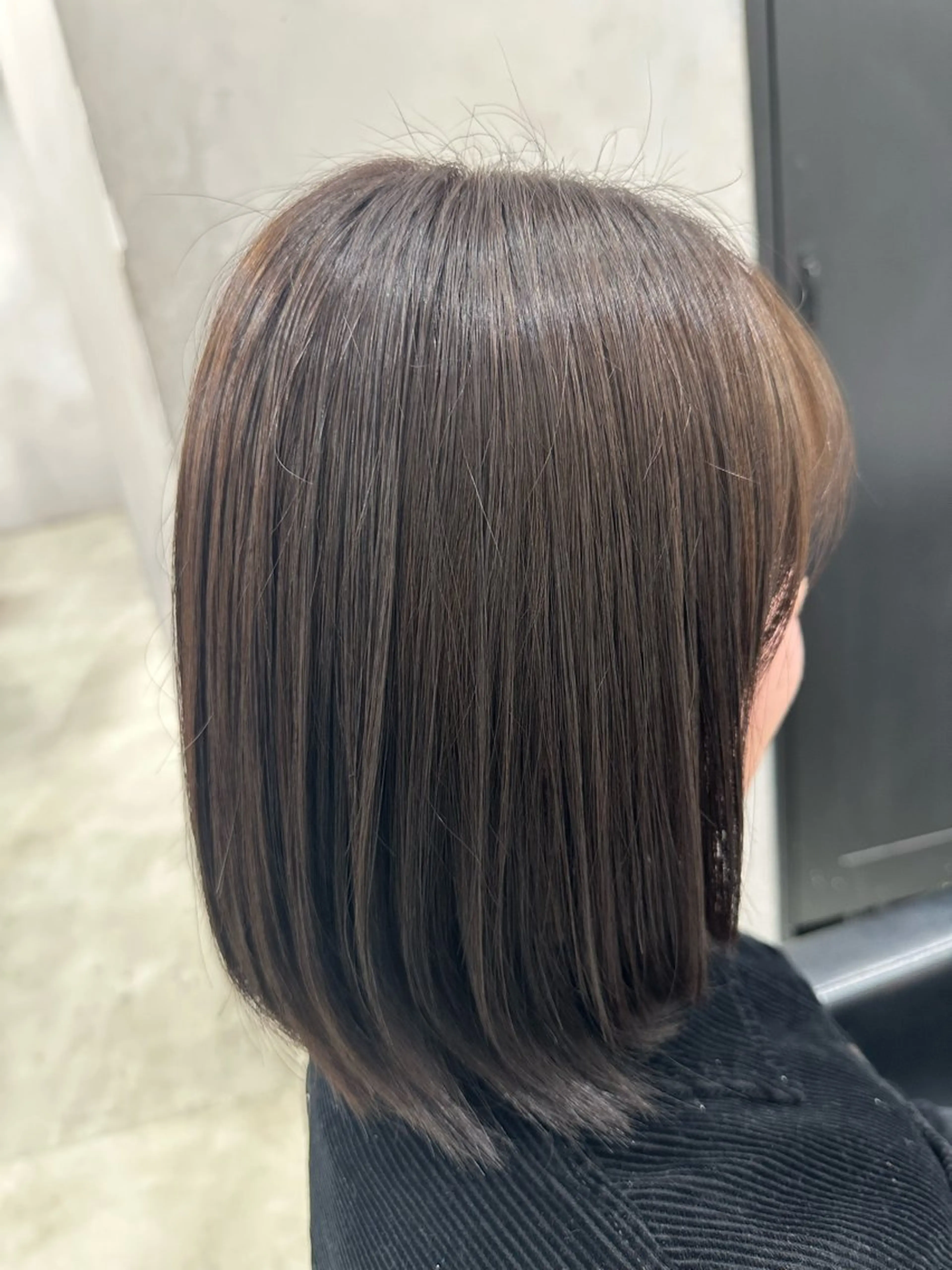 ショート カラー ヘアカラー ひろせ ちかなのヘアスタイル