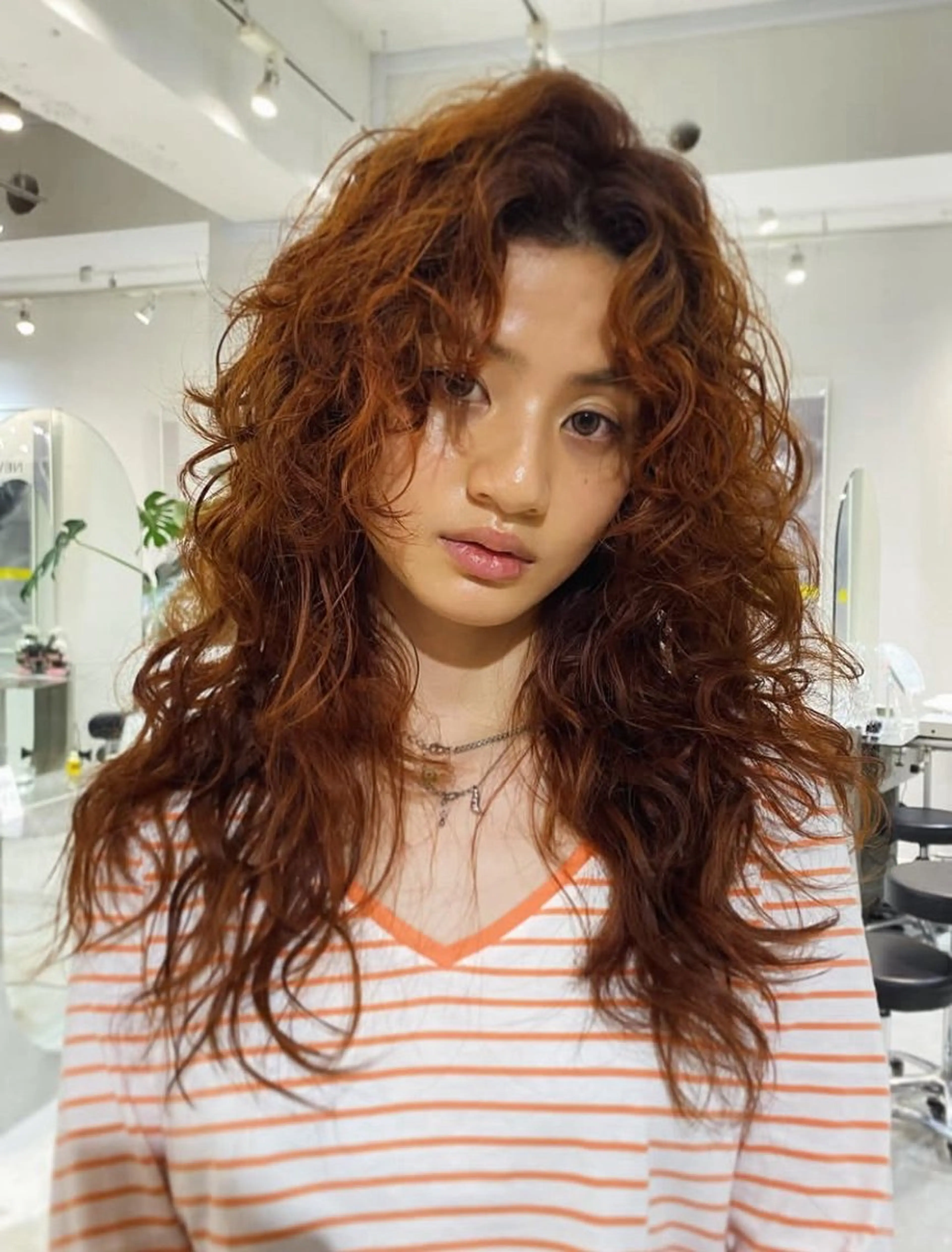 イメチェンしたい方に💇‍♀️海外風フルコース（カット＋カラー＋パーマ）の写真