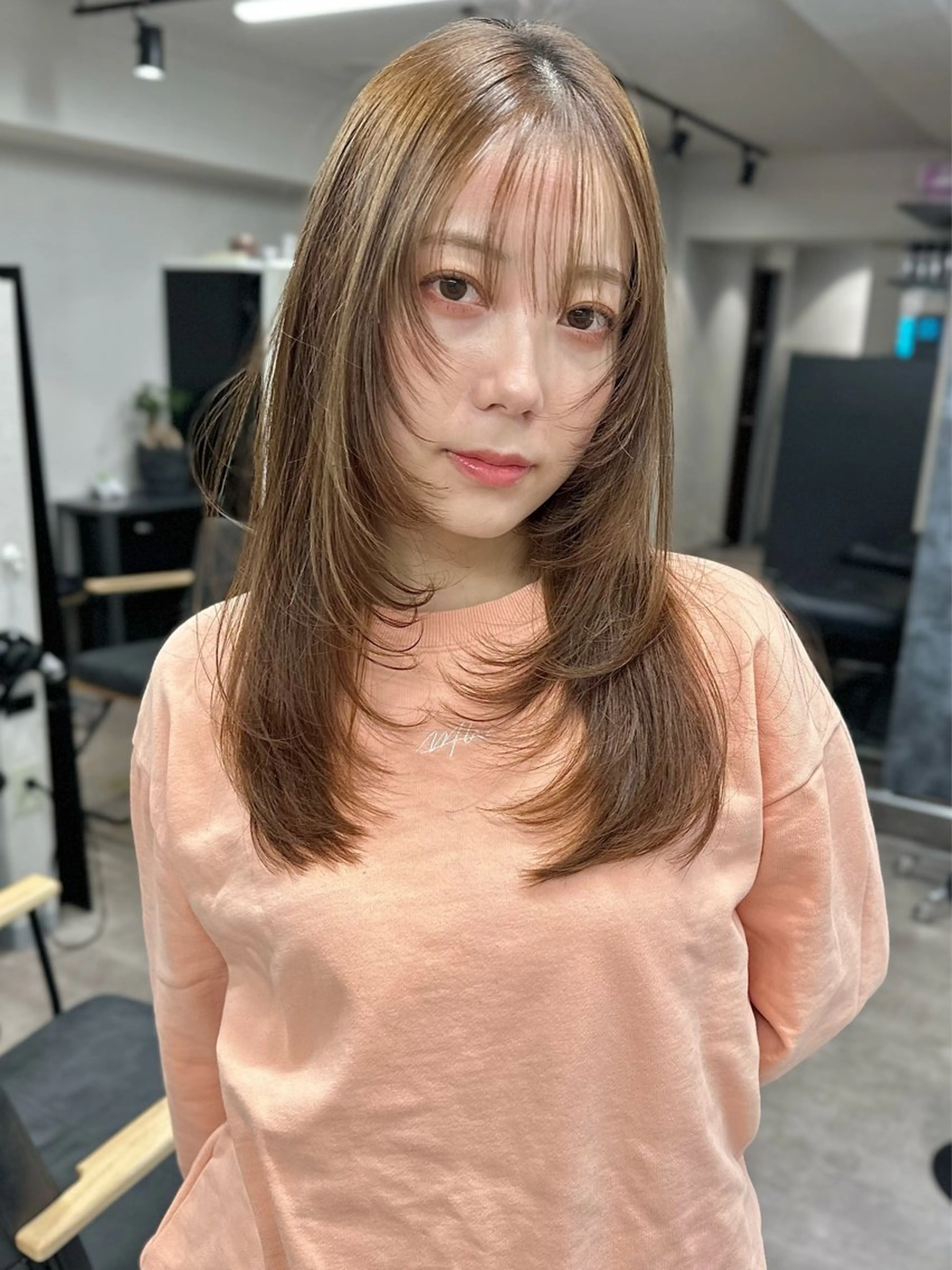 セミロング カラー ベージュカラー ブラウンカラー ブラウンベージュ 顔周りカット レイヤーカット レイヤーカット🪄 耳ツボ🎀Ayumiのヘアスタイル