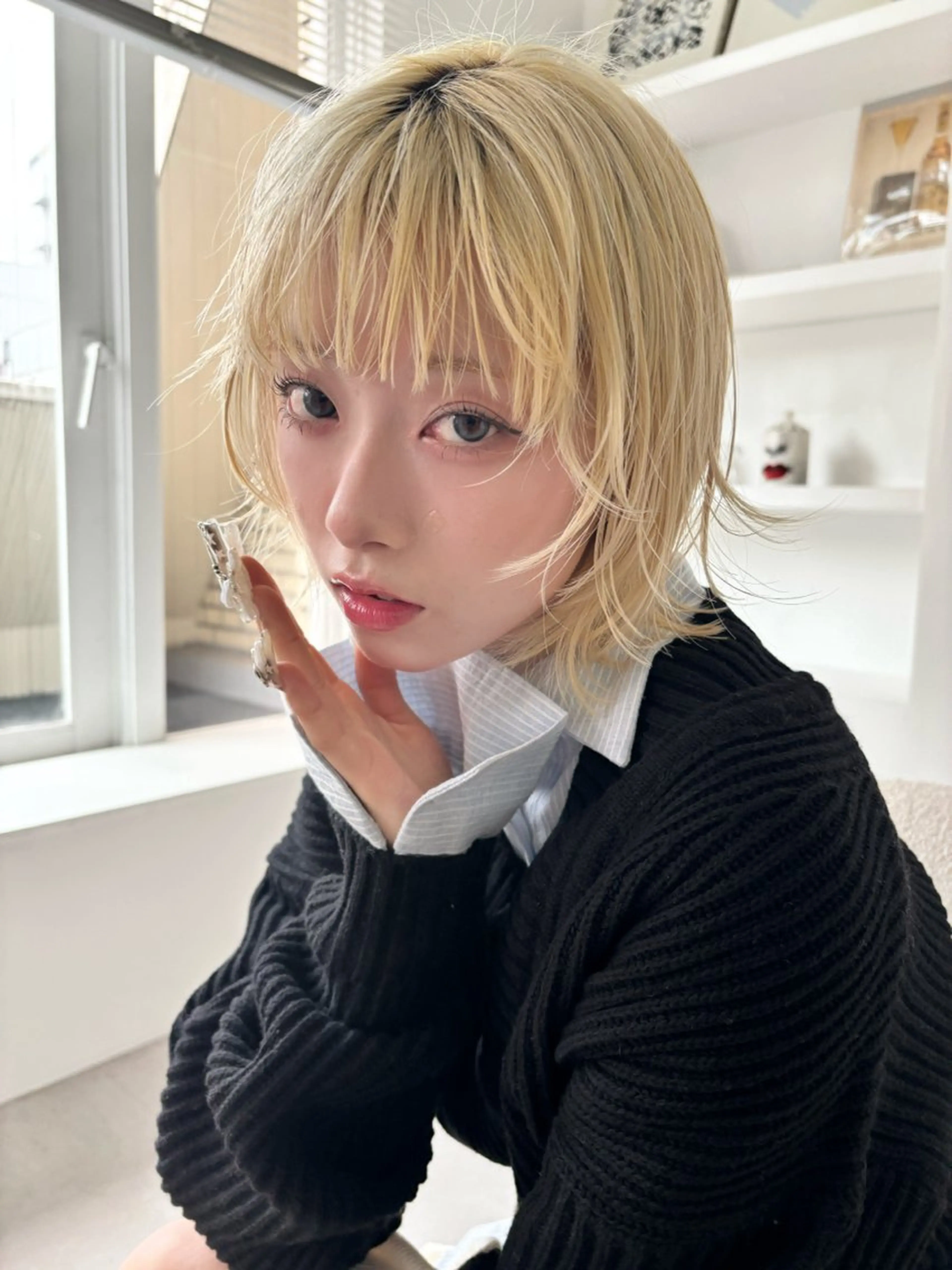 ショート カラー anri🤍🎀 艶カラーのヘアスタイル