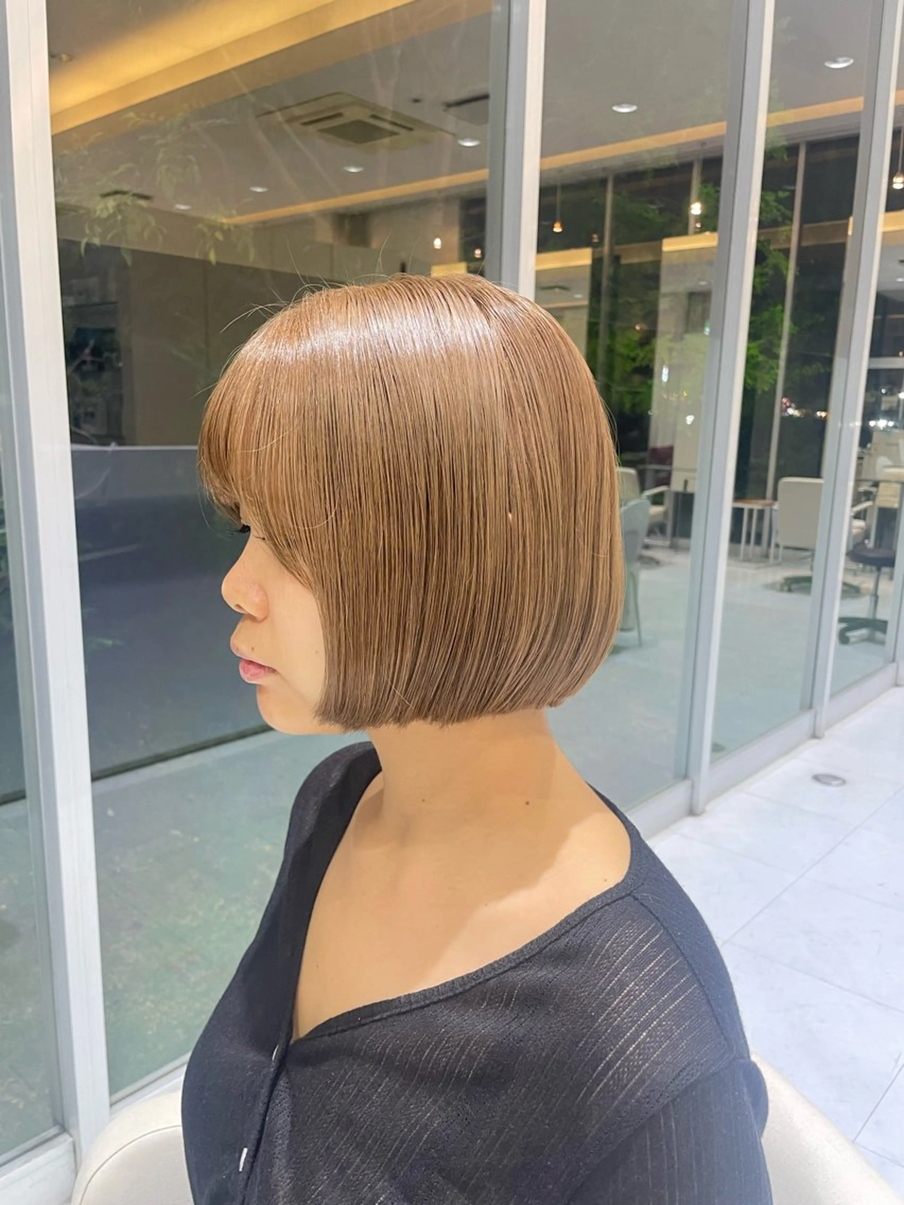 ミディアム 佐々木 麻衣のヘアスタイル