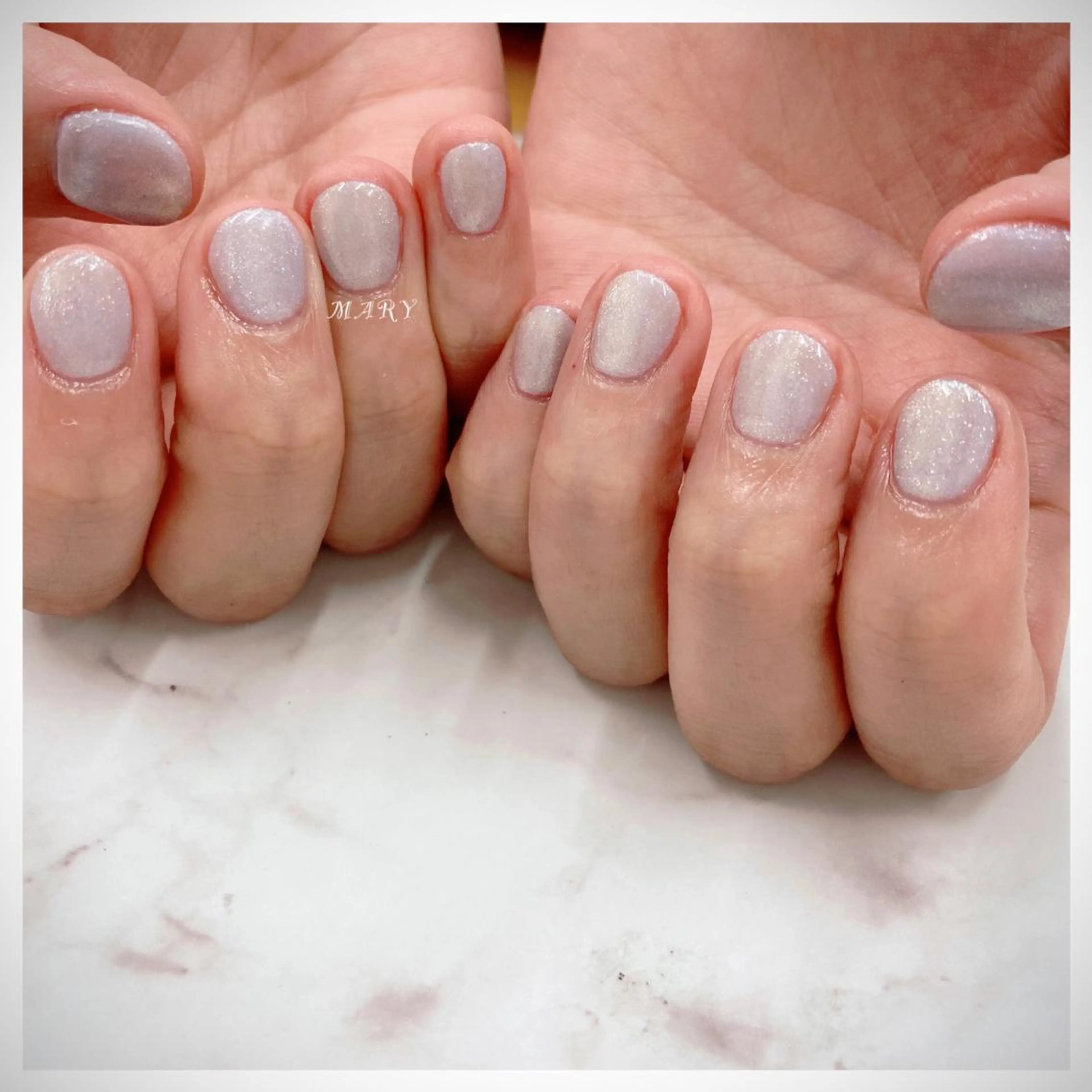 ネイル 水色 マグネットネイル ニュアンスネイル オフィスネイル ワンカラーネイル ハンドネイル Mary nail所属・Mary nail .narumiのネイルデザイン