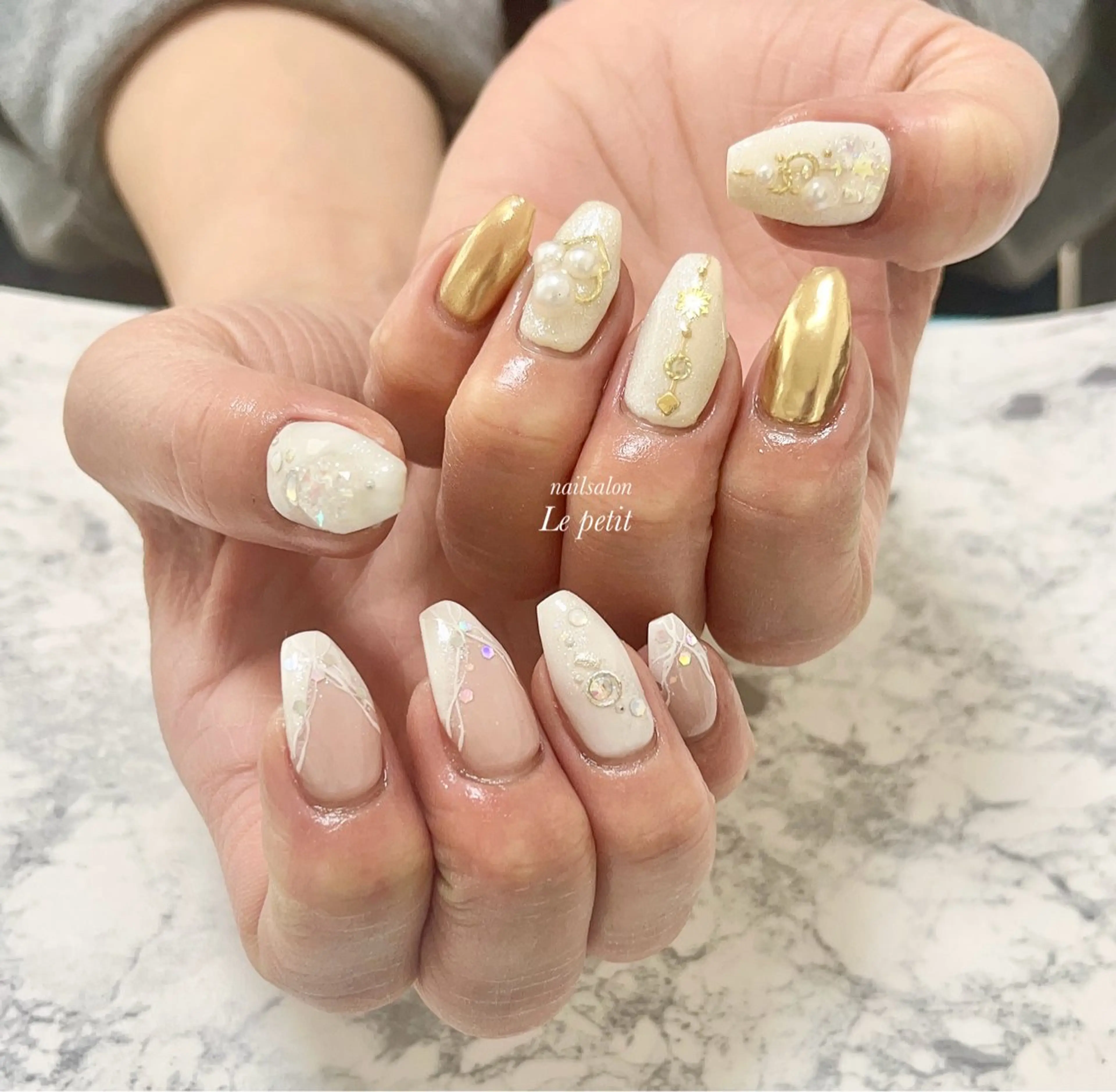 ネイル 石野 広佳のネイルデザイン