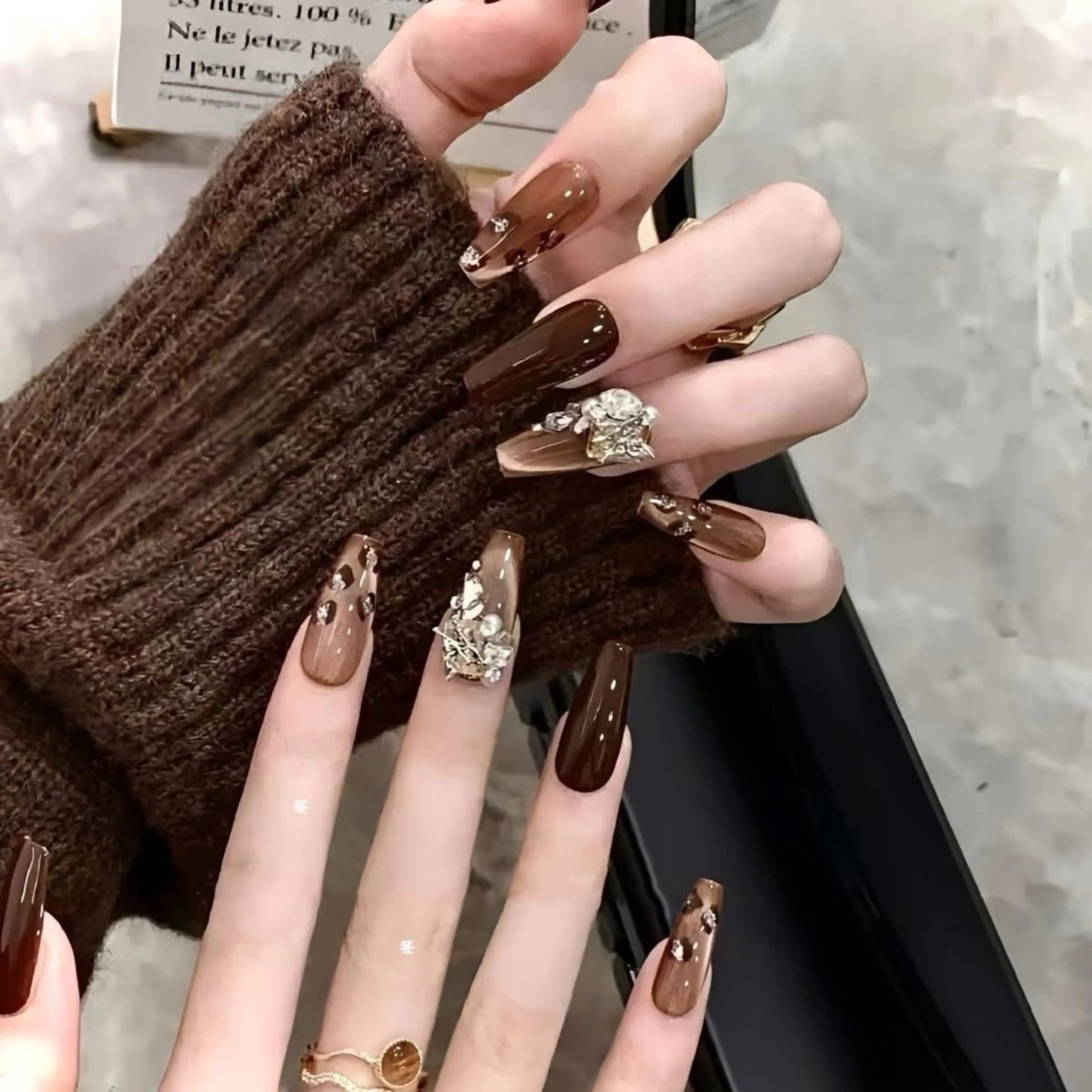 ネイル ハンドネイル T. Leeのネイルデザイン