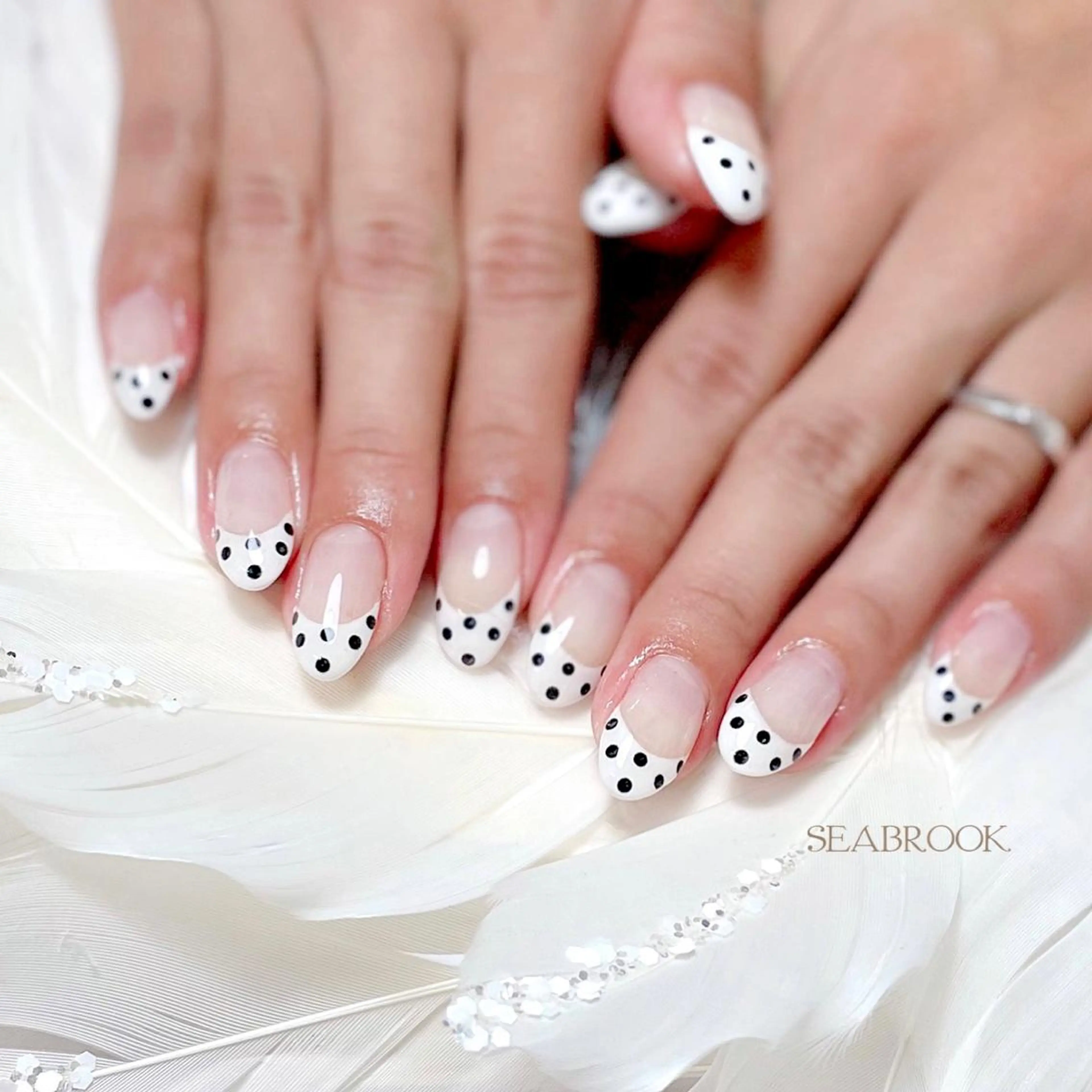 ネイル 鈴木 奈穂子のネイルデザイン