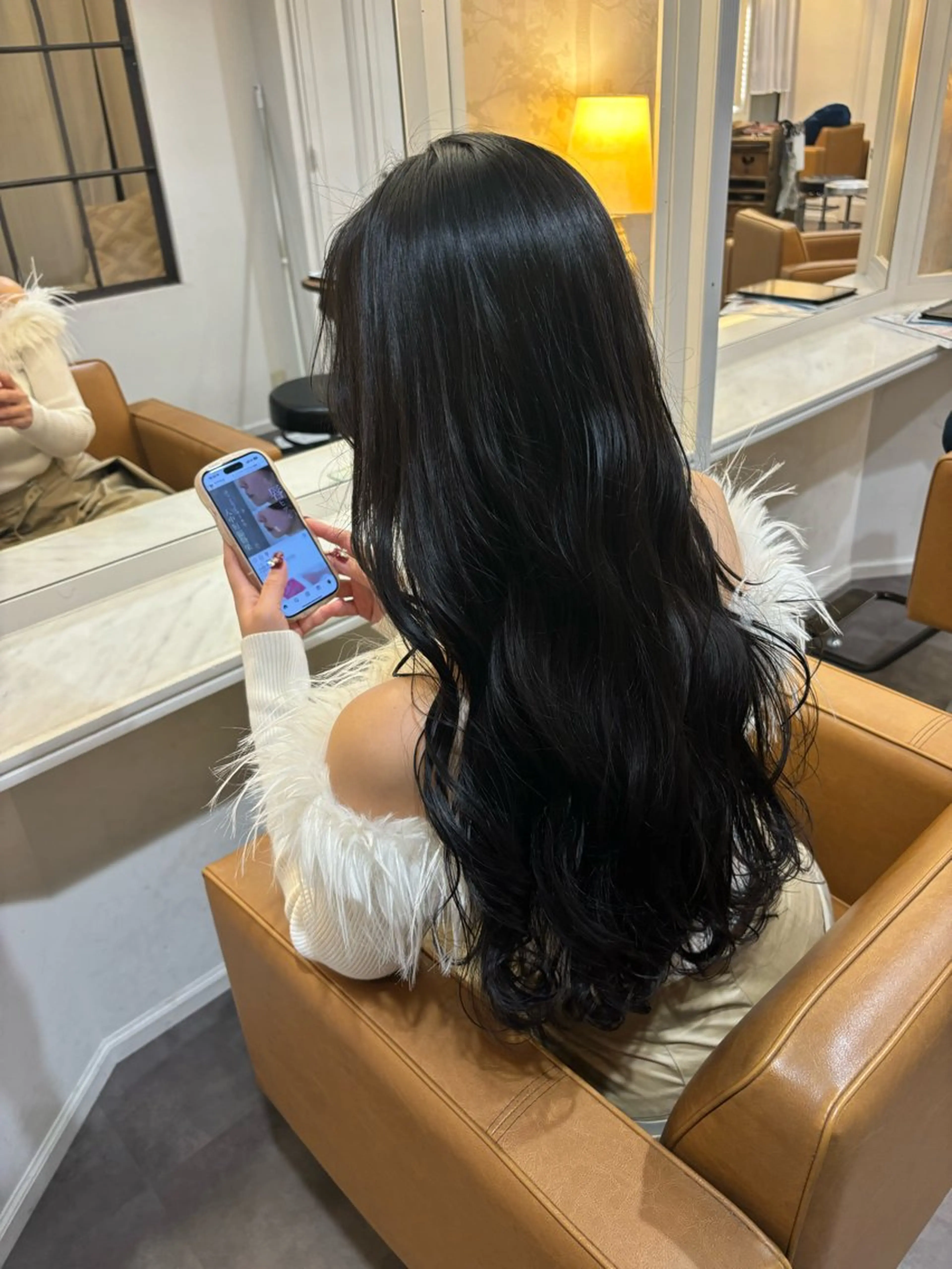 ロング カラー カット ヘアカラー トリートメント 栗林 茉那のヘアスタイル