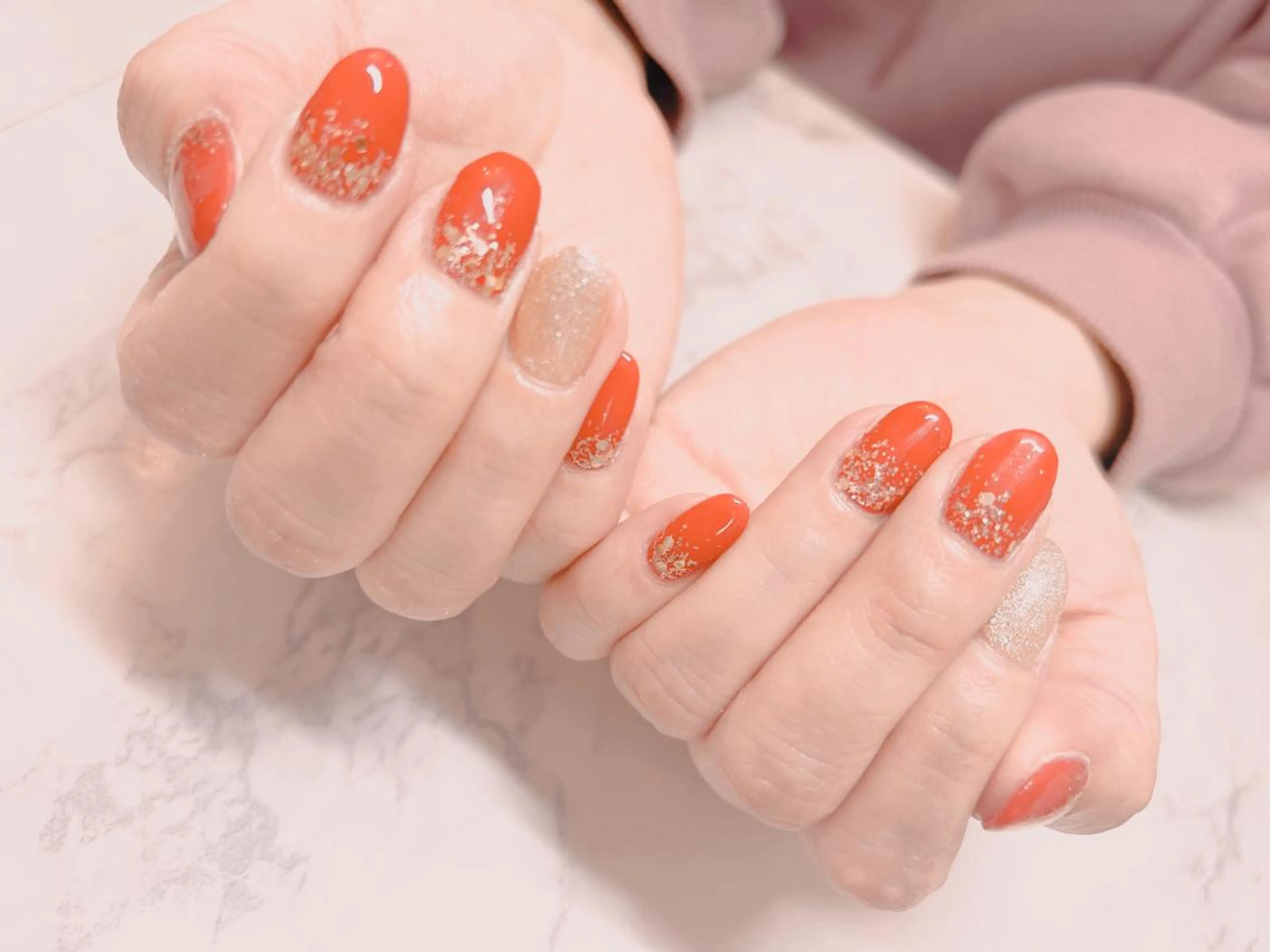 ネイル グラデーション ラメ(グリッター) ラメグラデーション ワンカラーネイル ネイルサロングレイス所属・nailsalong graceのネイルデザイン