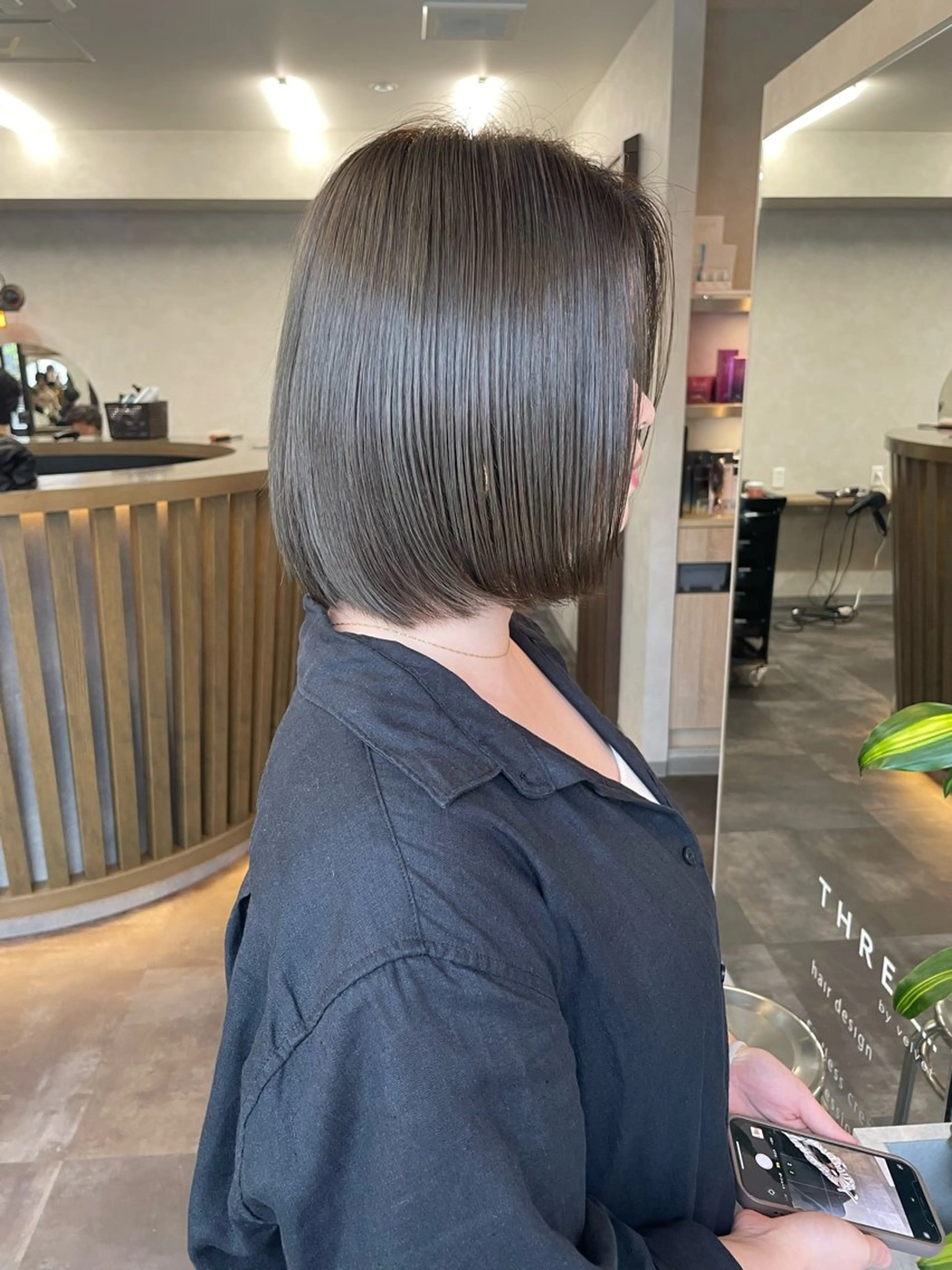 ミディアム カット 縮毛矯正 稲富 貴久のヘアスタイル