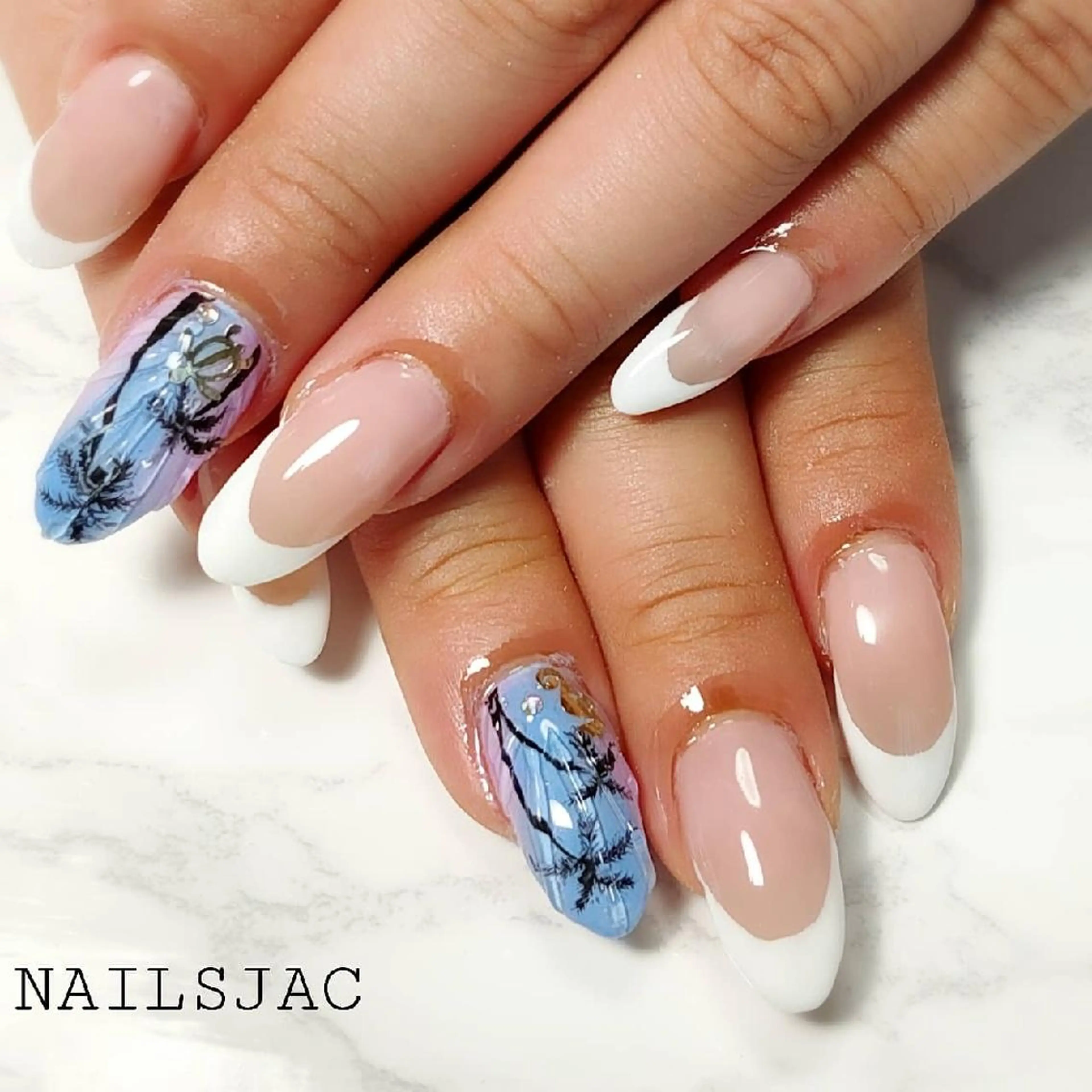 ネイル 島屋 千奈美のネイルデザイン