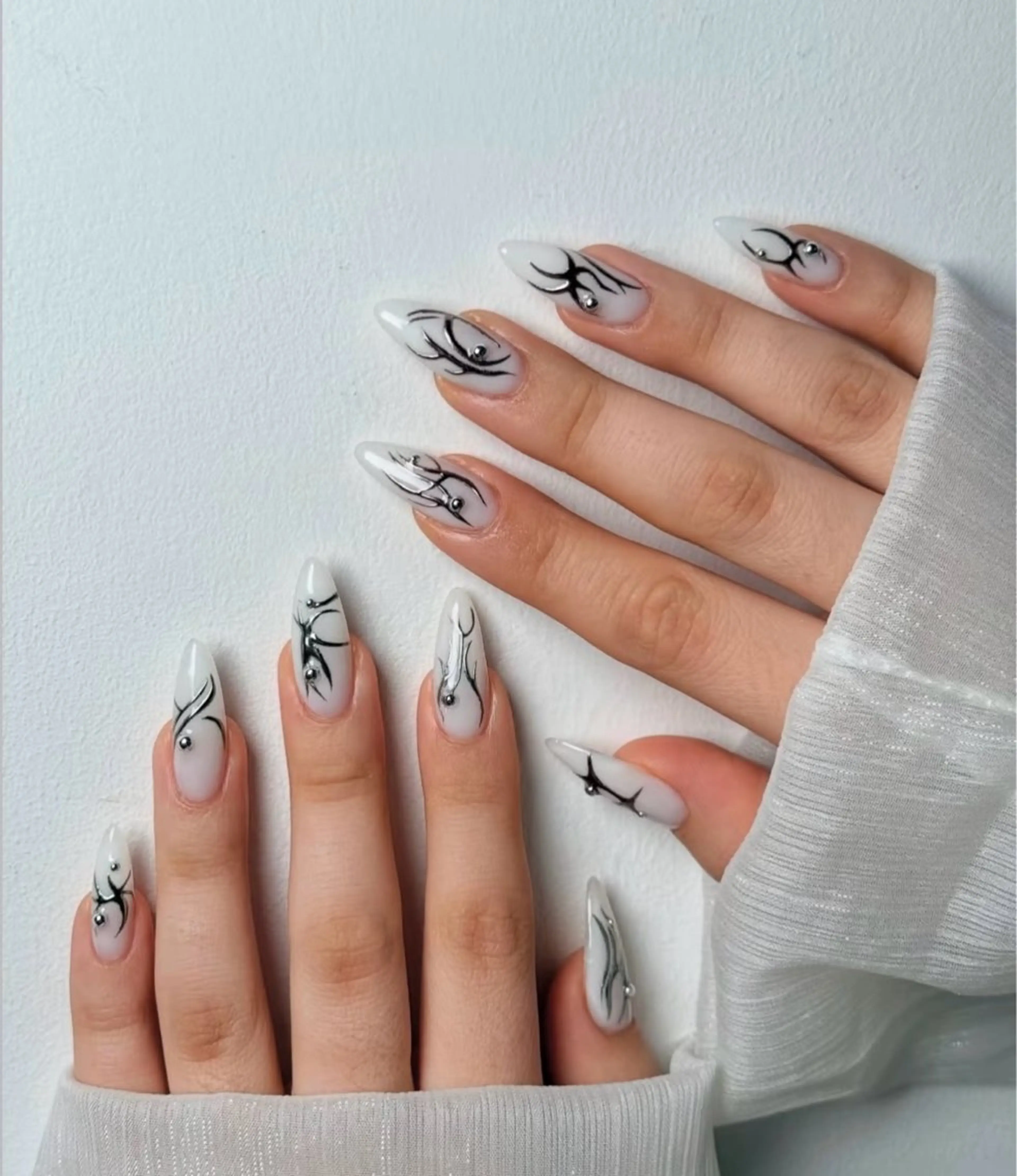 ネイル ミラーネイル TAB Beauty Studioのネイルデザイン