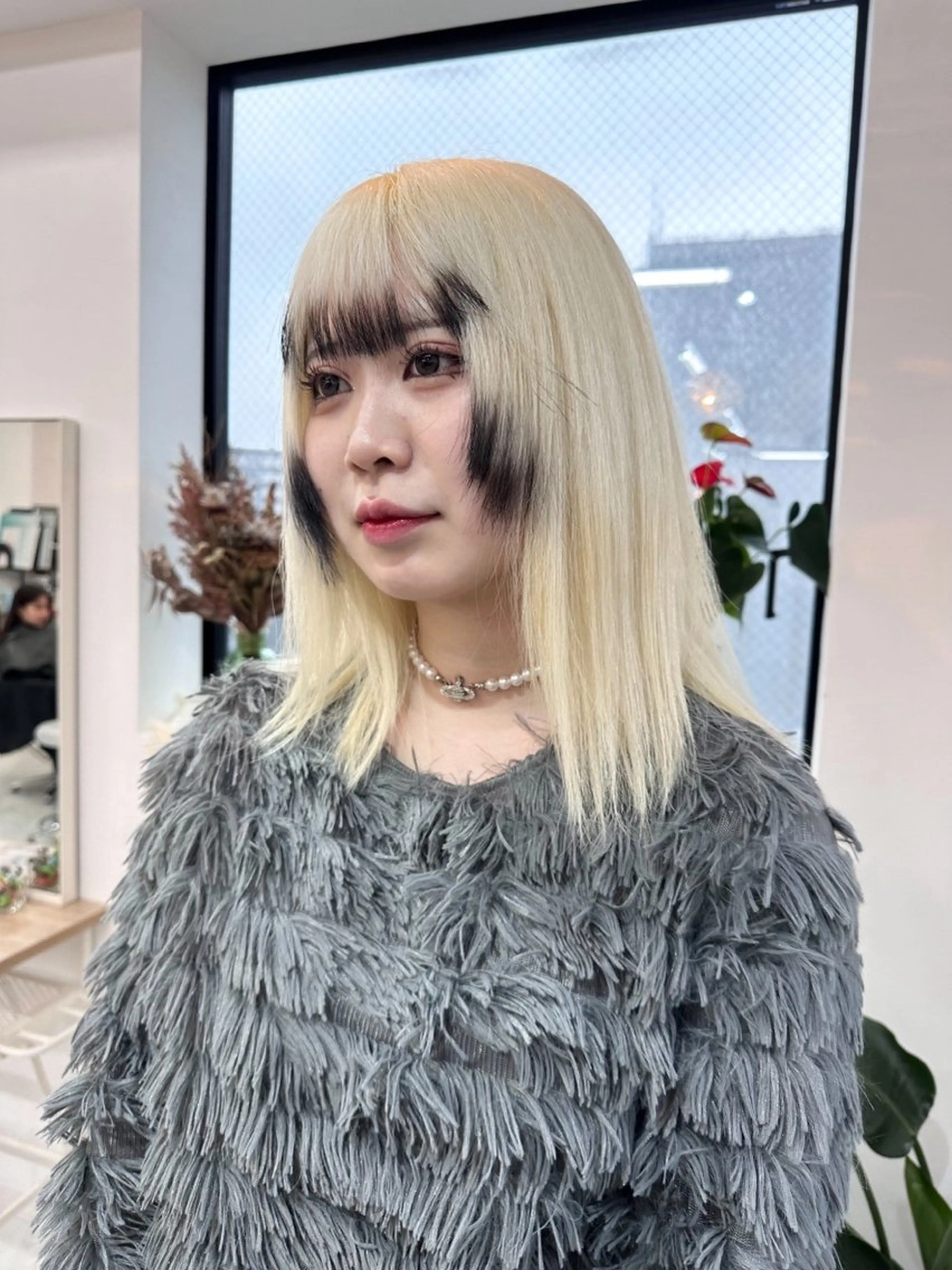 セミロング カラー ヘアアレンジ 𝐠𝐢𝐫𝐥𝐲 𝐦𝐨𝐝𝐞🖤のヘアスタイル