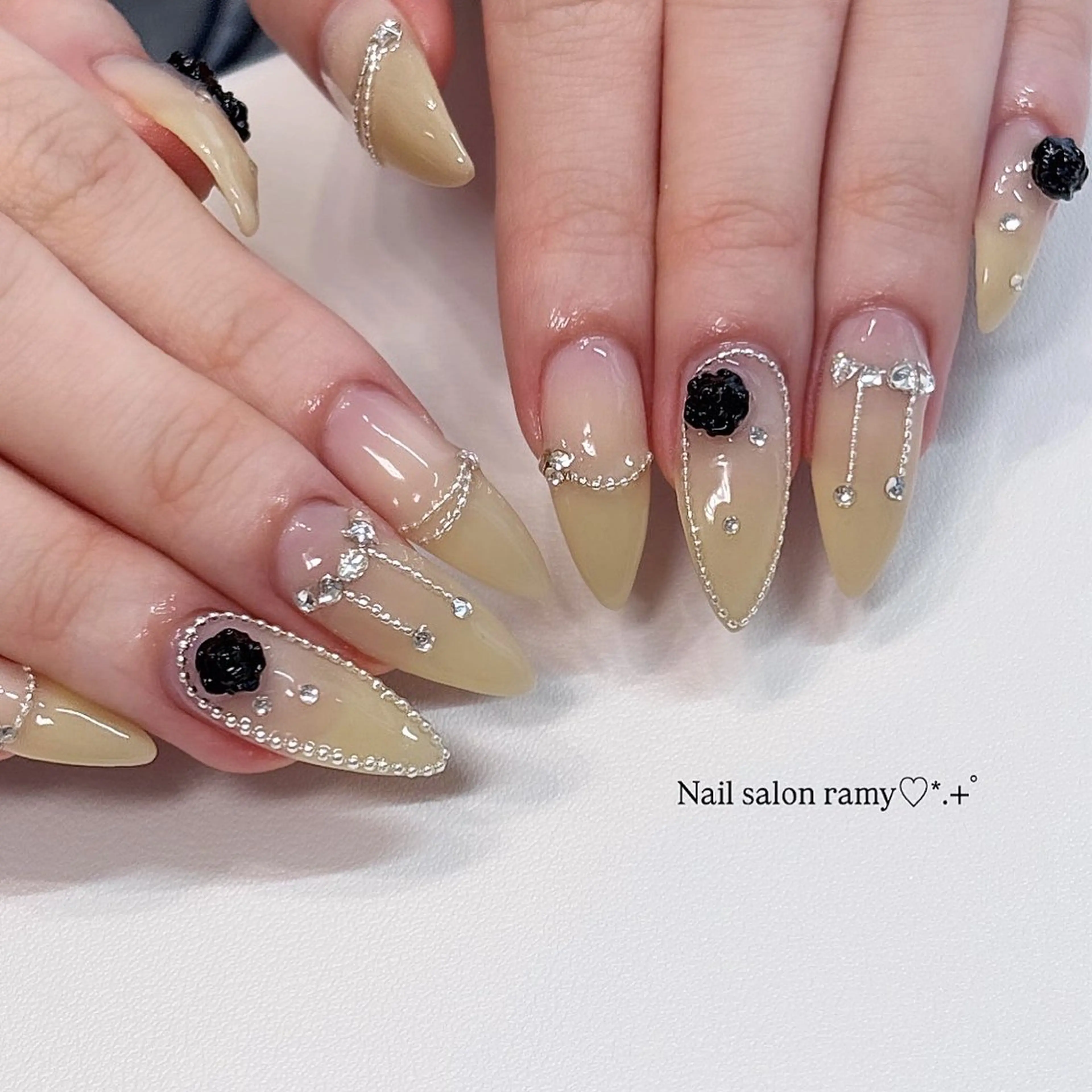 ネイル ハンドネイル Nail salon ramyのネイルデザイン