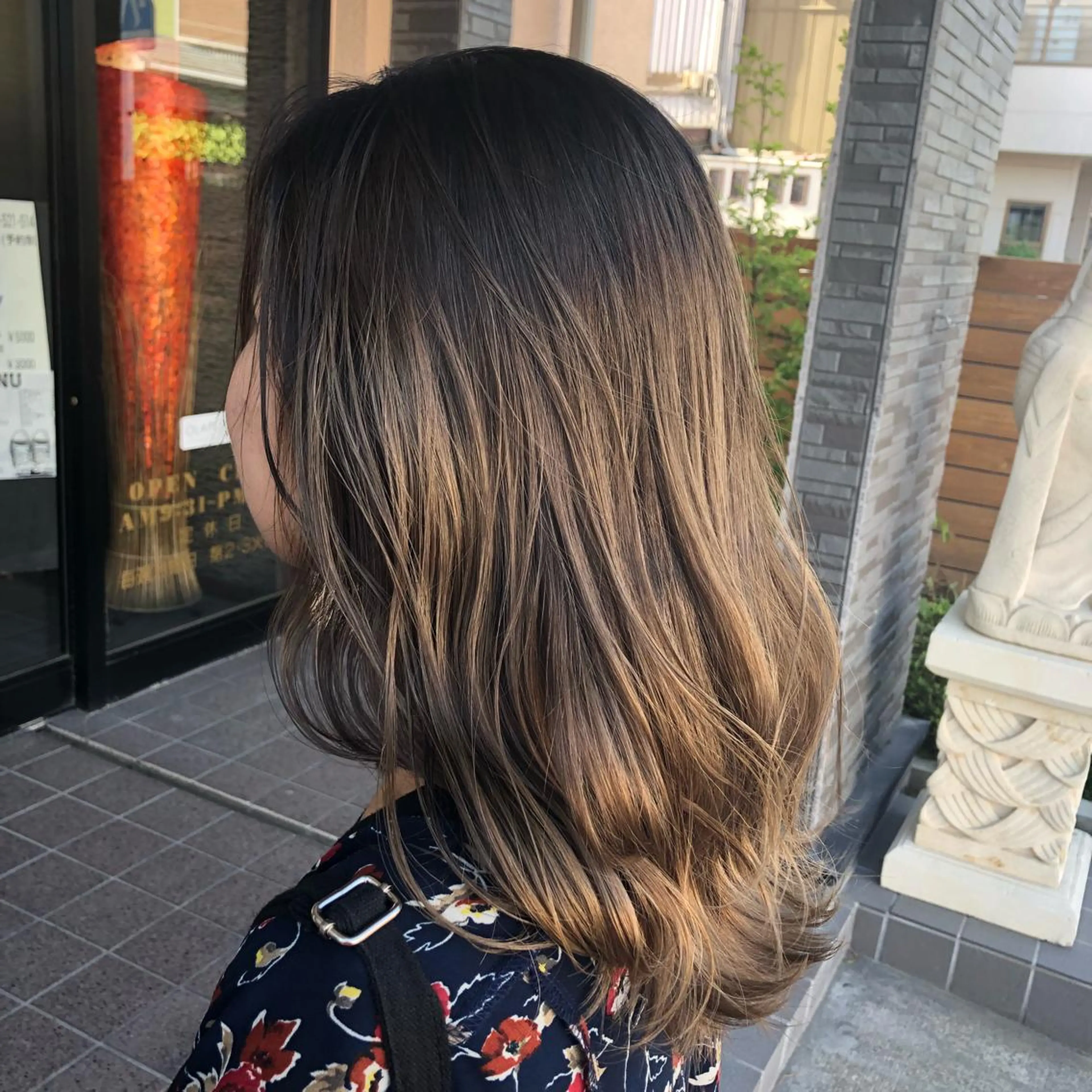 ミディアム カラー グレージュ 4-rest garden （フォーレストガーデン）所属・金井 直樹のヘアスタイル