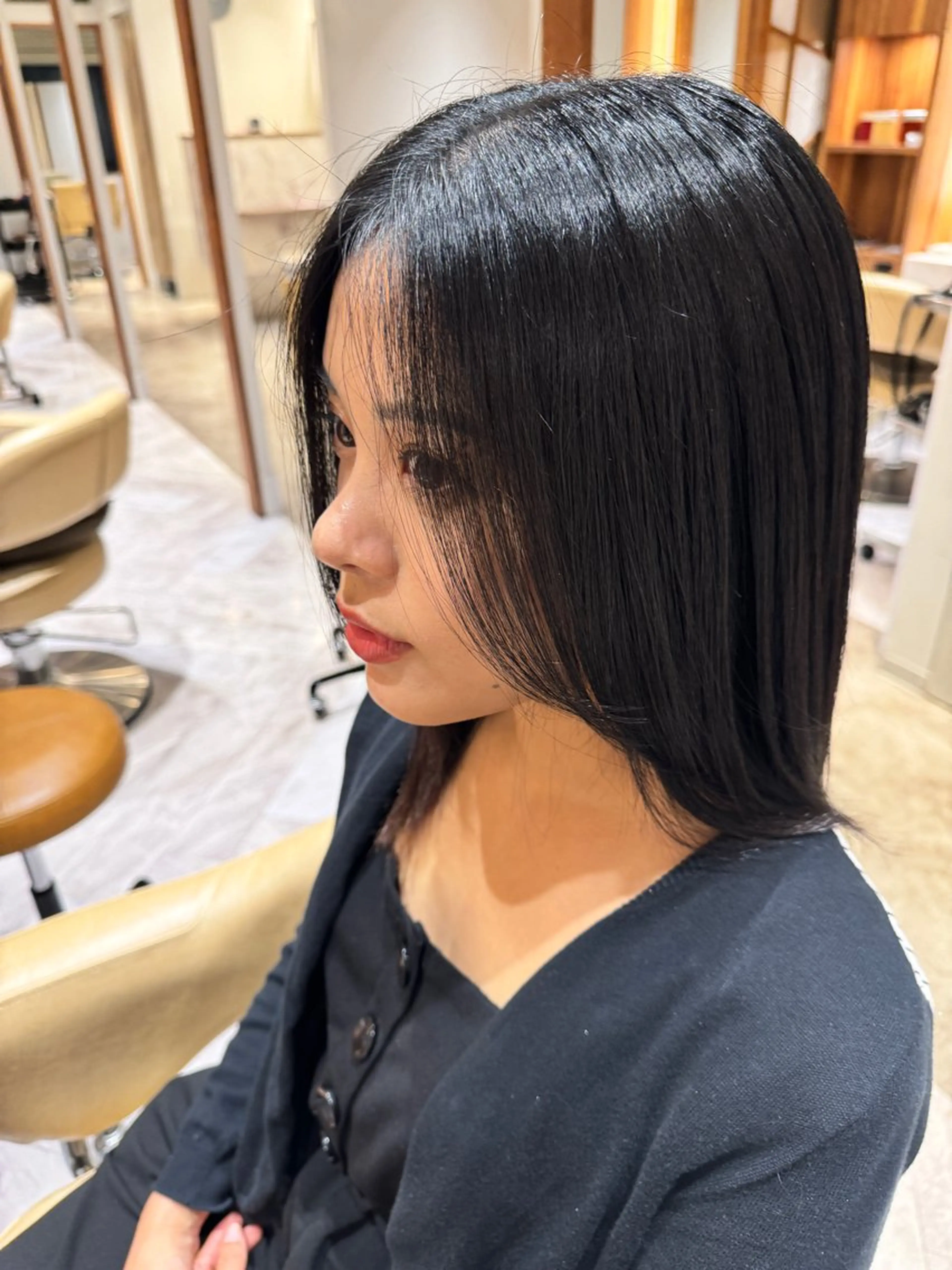 ミディアム ヘアカラー bloom296 富里所属・🫧透明感カラー🫧 ロン毛美容師のヘアスタイル