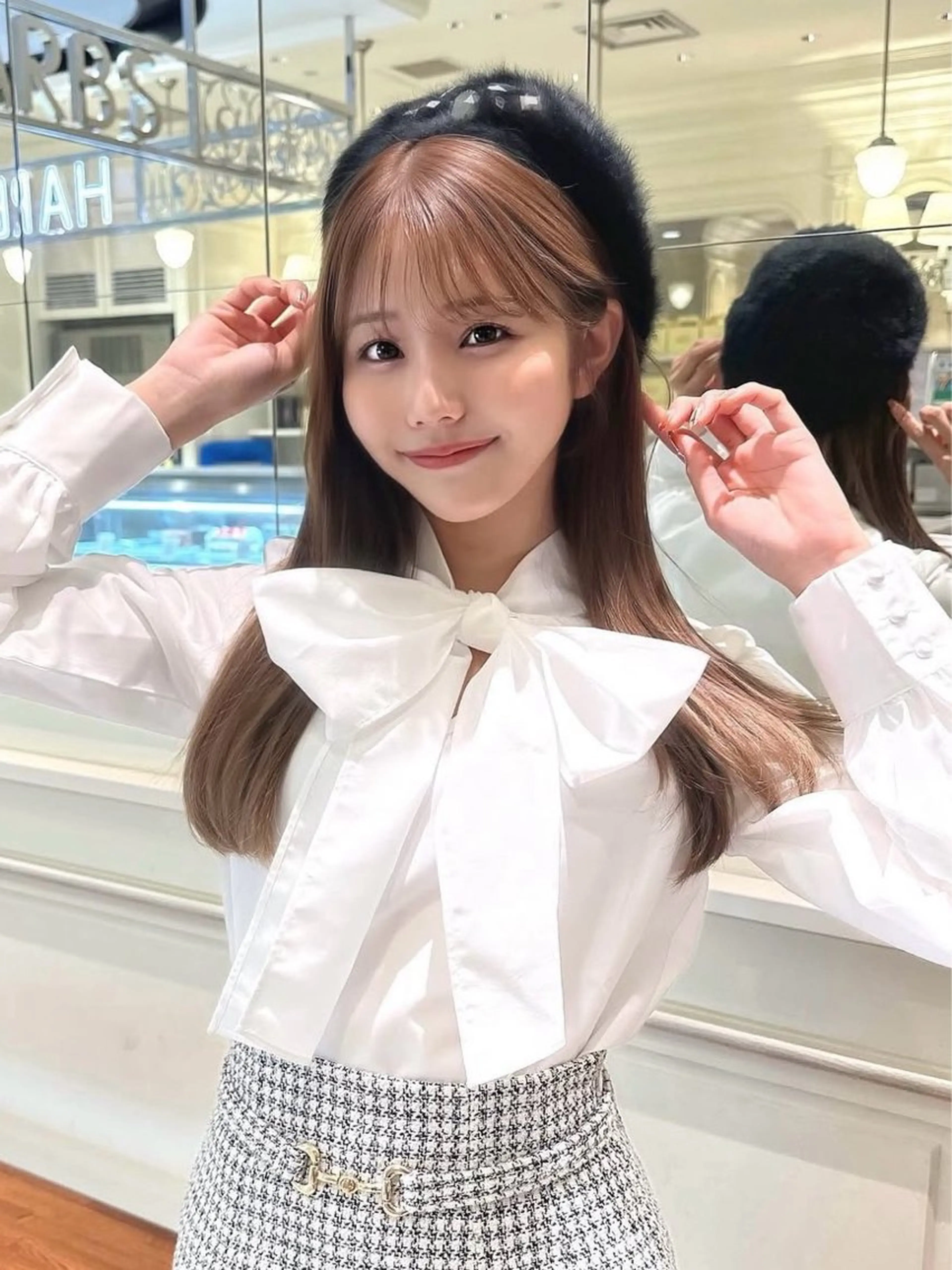 ロング カラー ヘアカラー トリートメント ハイトーン×韓国ヘア 💍tiam💍のヘアスタイル