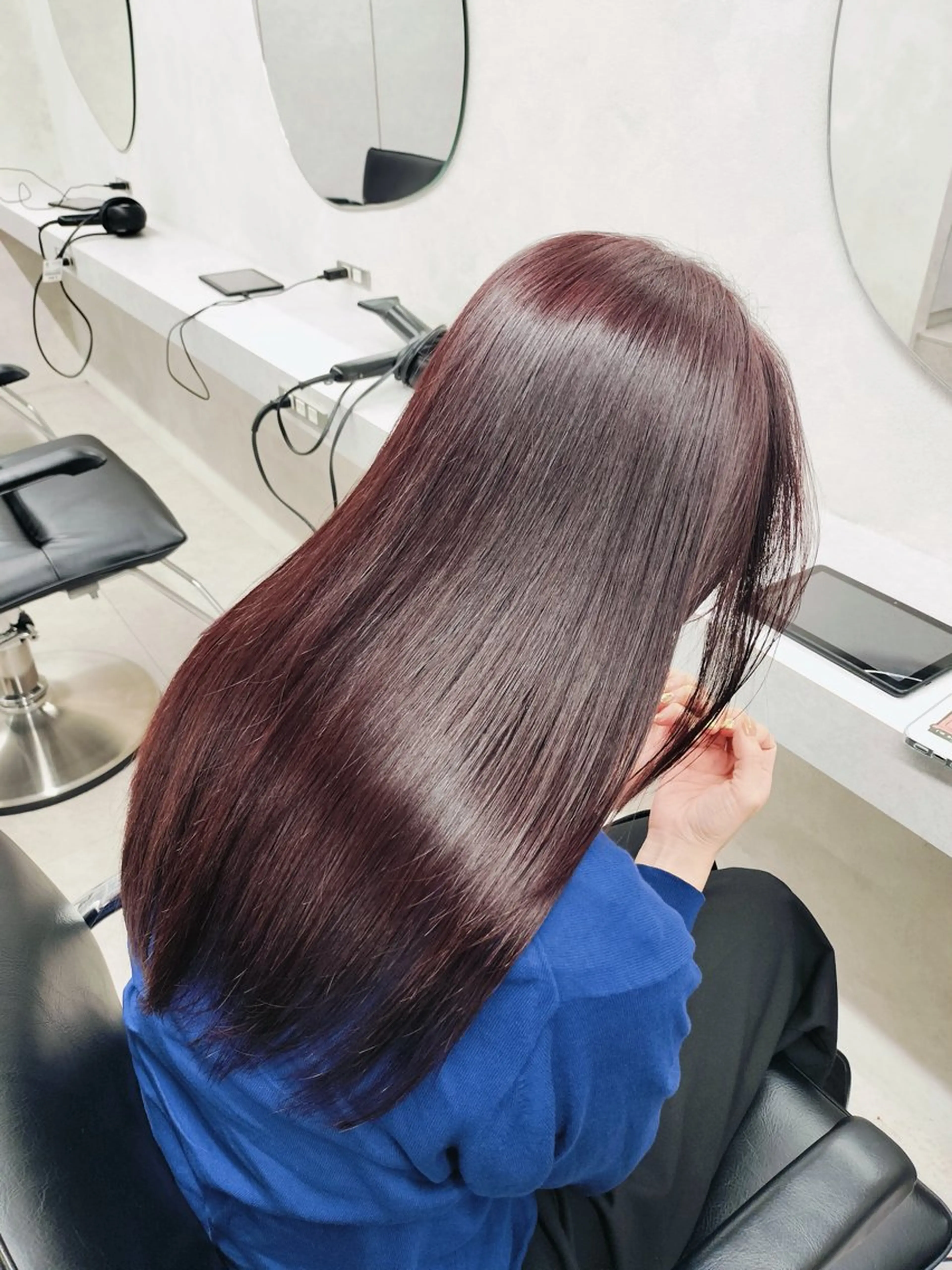 ロング カラー 新島 涼のヘアスタイル
