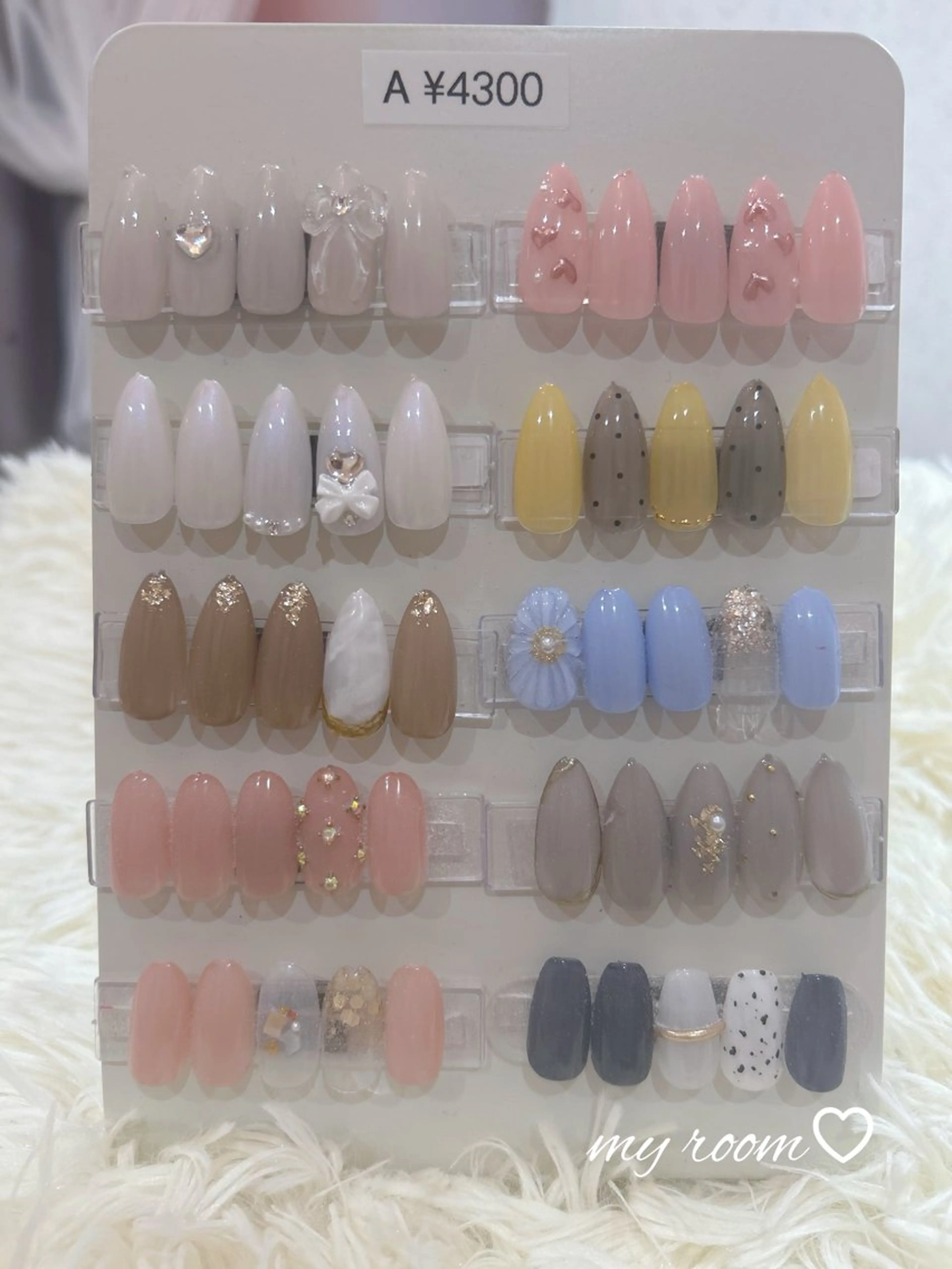 ネイル うるま市サロン Yuko Izawaのネイルデザイン