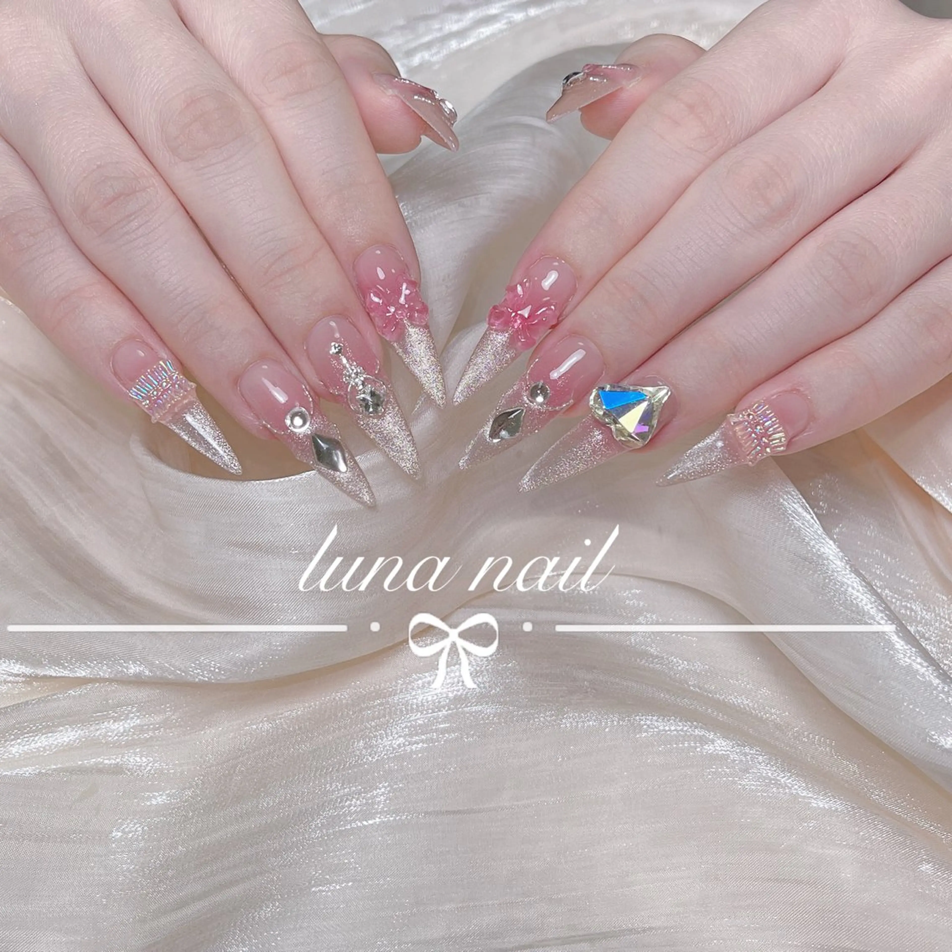 ネイル ロングネイル luna nail ＆eyelashのネイルデザイン