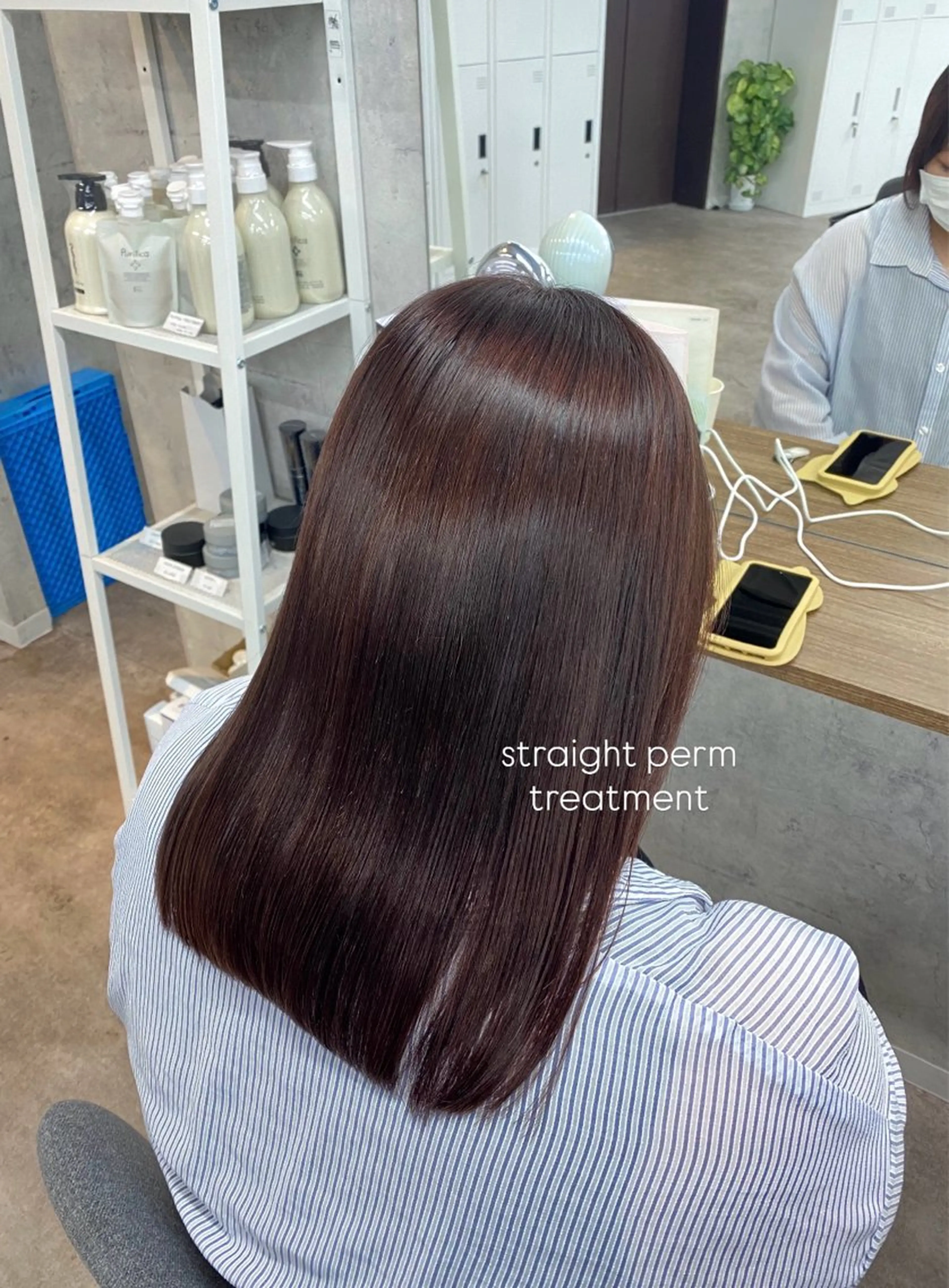 セミロング limitみづき🌙 ブリーチカラーのヘアスタイル