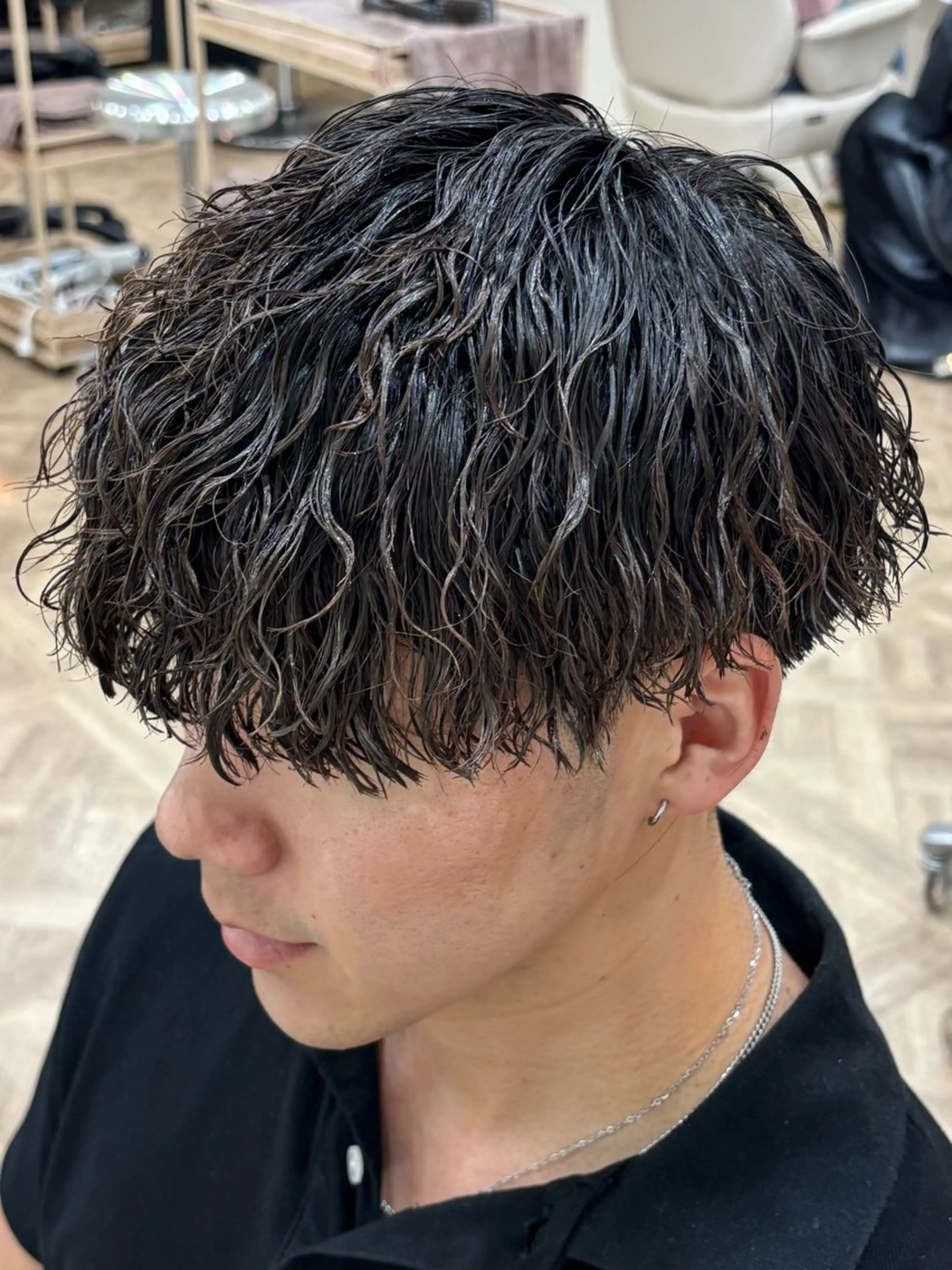 ショート パーマ メンズ カット パーマ トリートメント パーマ職人DAIKI ツイスパ/波巻きのヘアスタイル