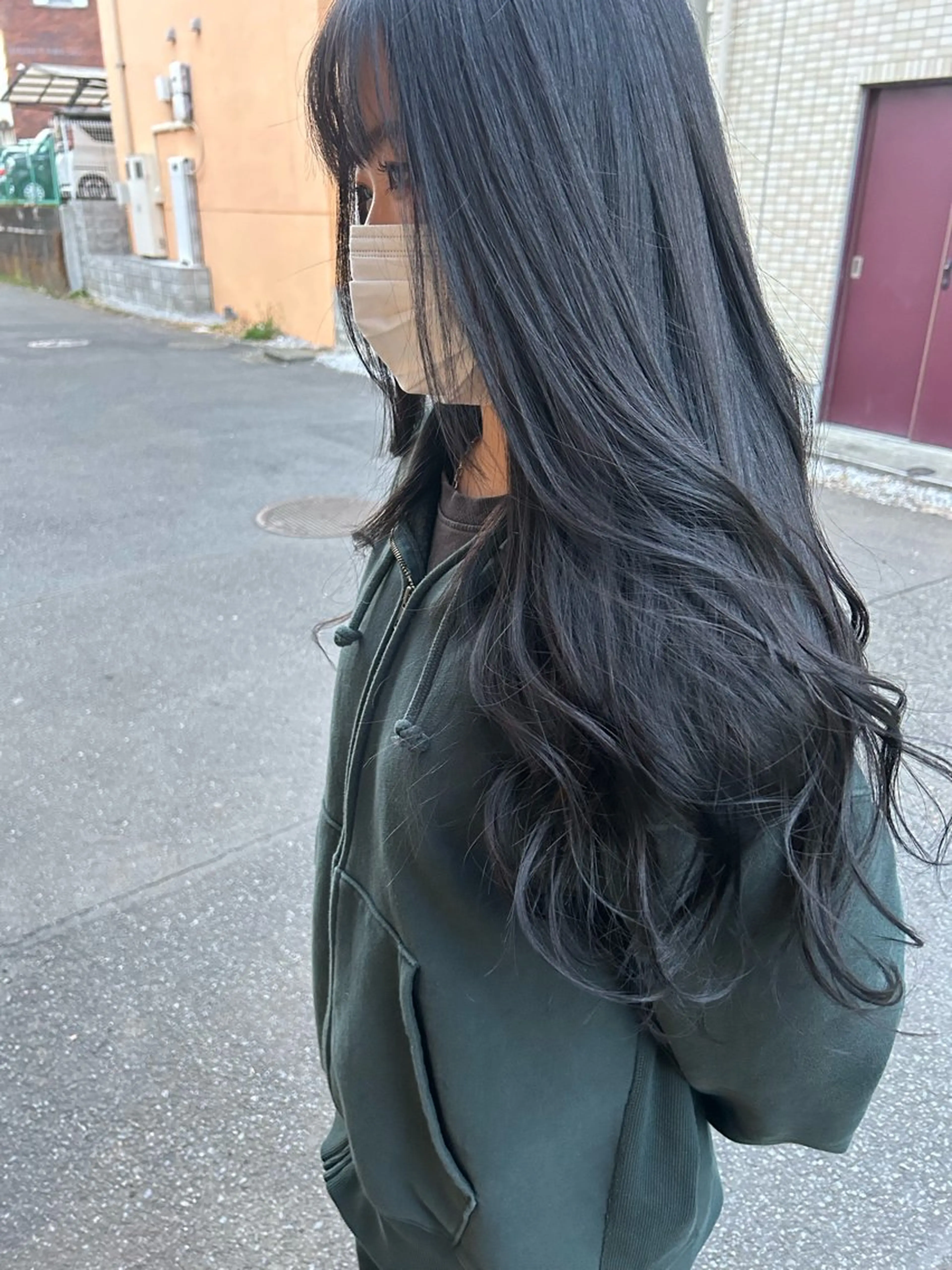 ロング カラー 黒髪 ブルーカラー ブルーブラック 髪の悩みを解決！ 那須達敦のヘアスタイル