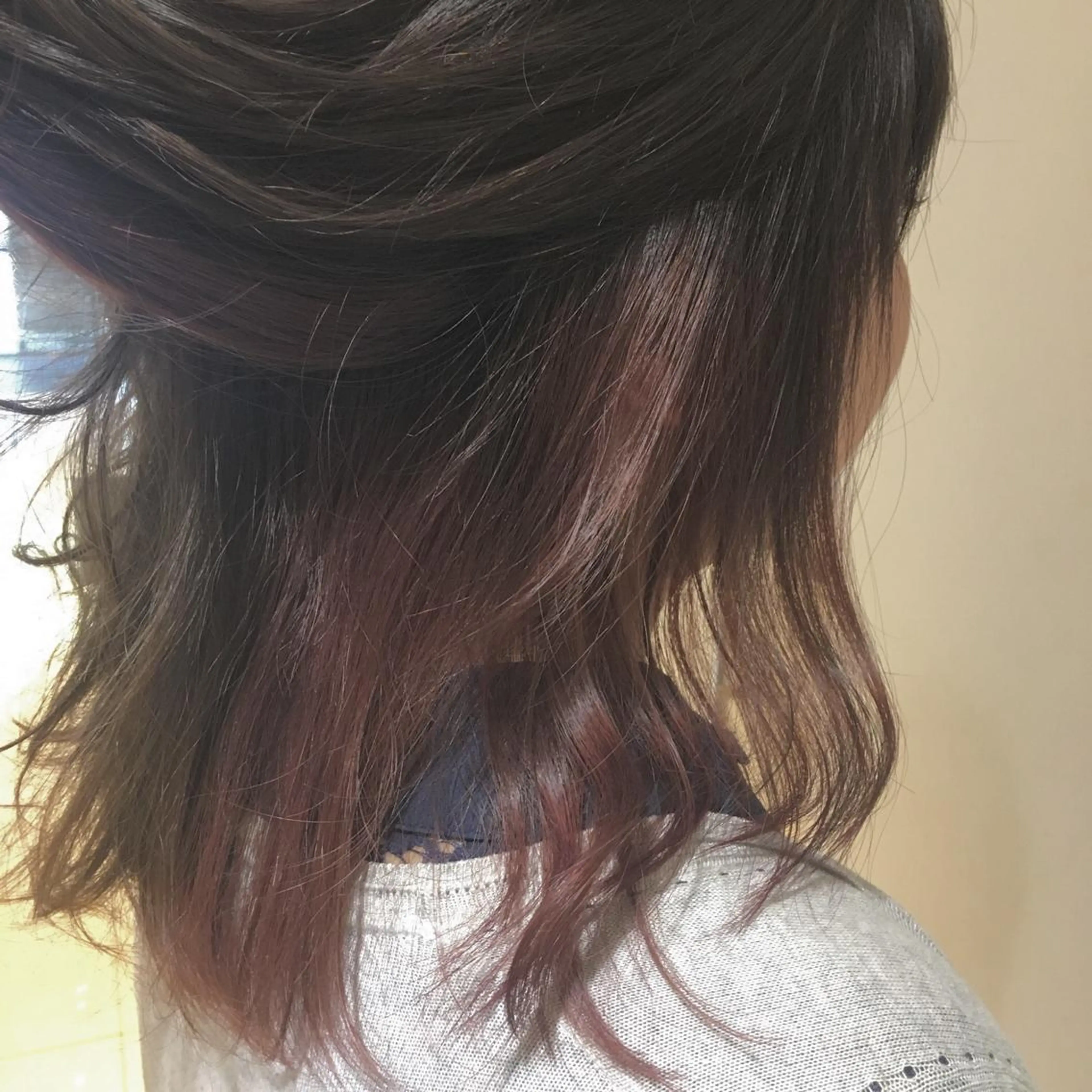 ミディアム ケリーズグリーン所属・ボブ/艶ハイトーン 森田/嵩士のヘアスタイル