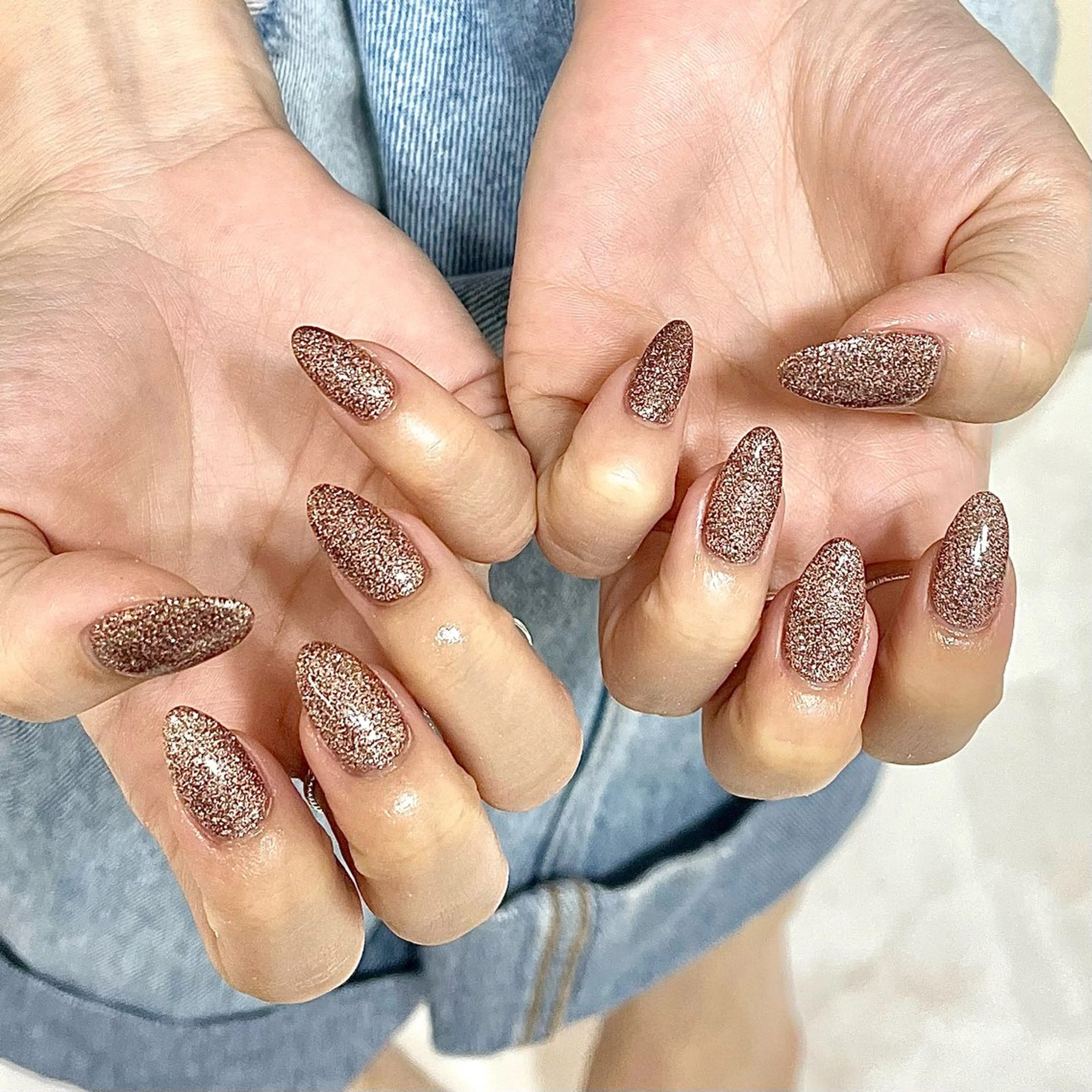 ネイル キラキラネイル ワンカラーネイル One’Ness所属・One’Ness Nana🤍のネイルデザイン