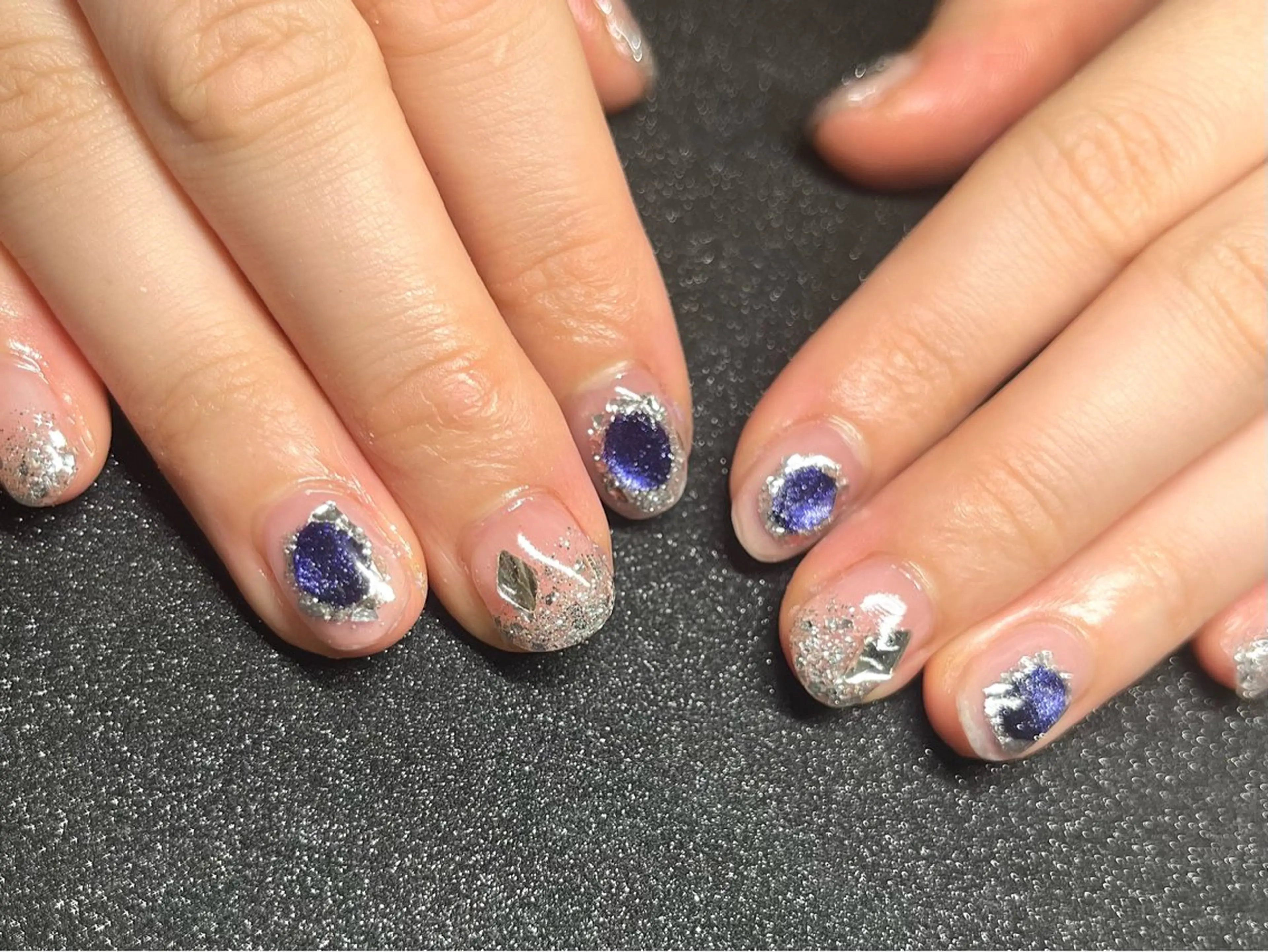 ネイル 持ち込み Chika .のネイルデザイン