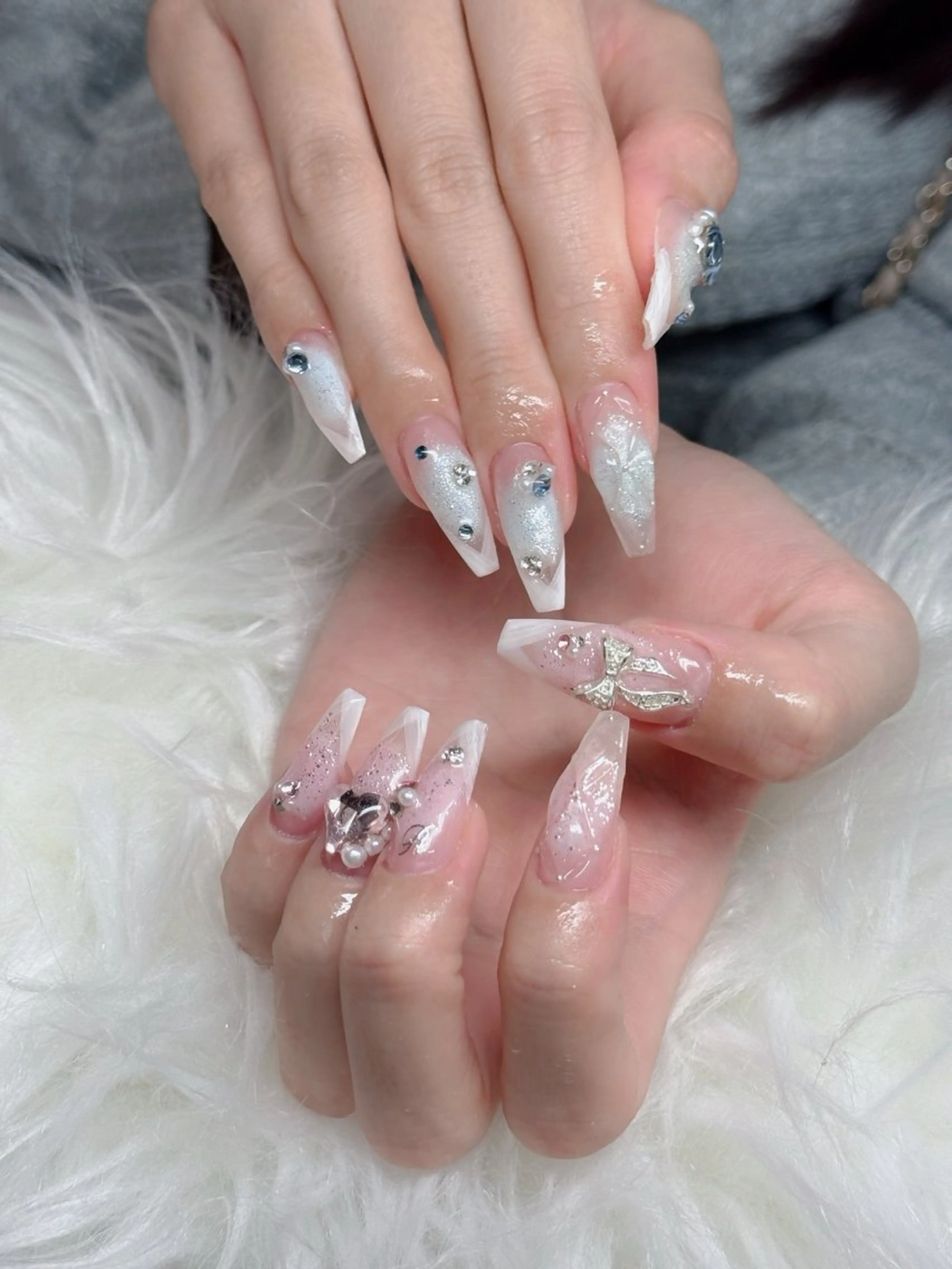 ネイル アートネイル フレンチネイル ジェルネイル 韓国ネイル マグネットネイル ハンドネイル Lenie Nail Salonのネイルデザイン