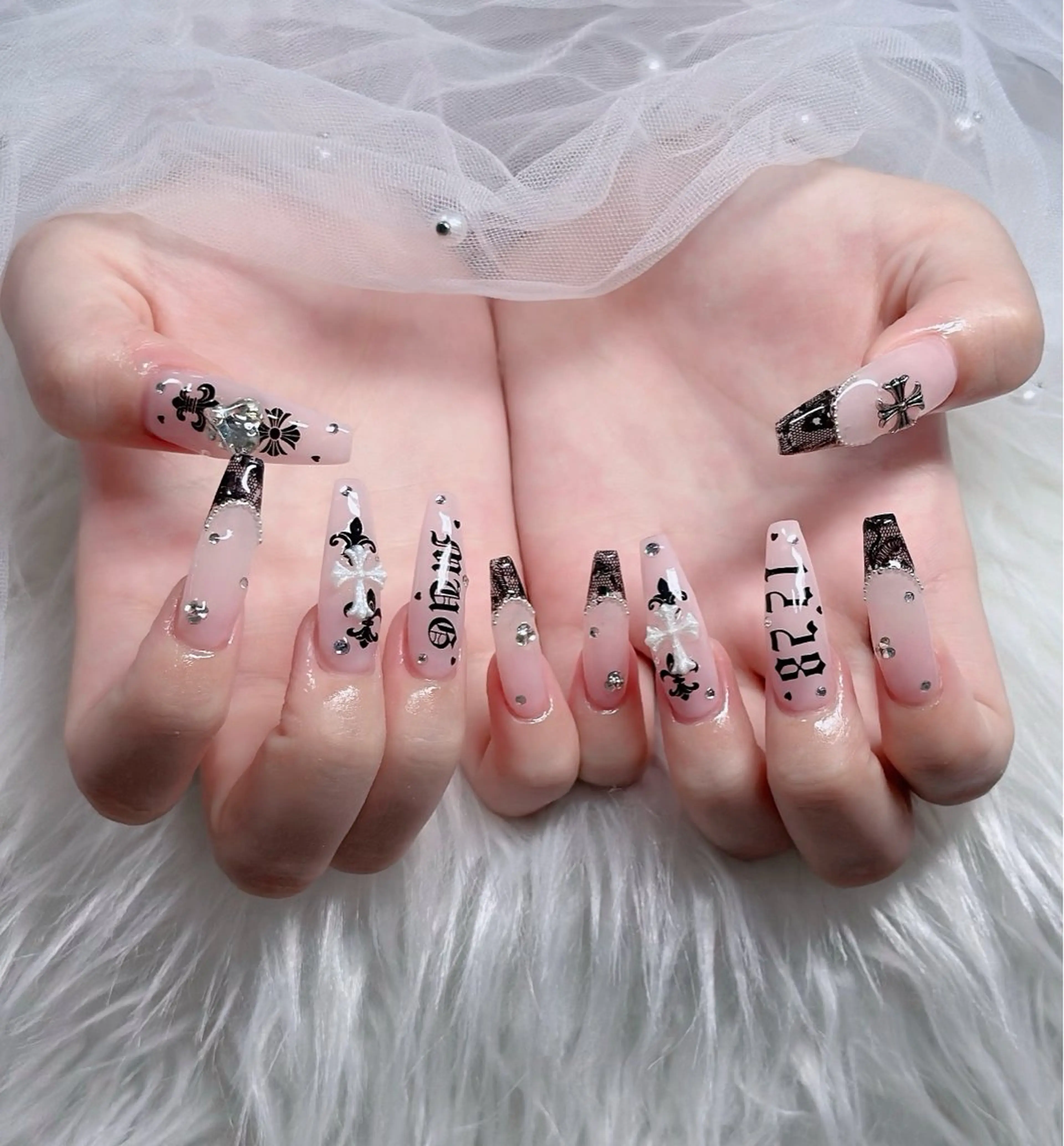 ネイル ハート キラキラネイル リボン キノコ H.babynailのネイルデザイン