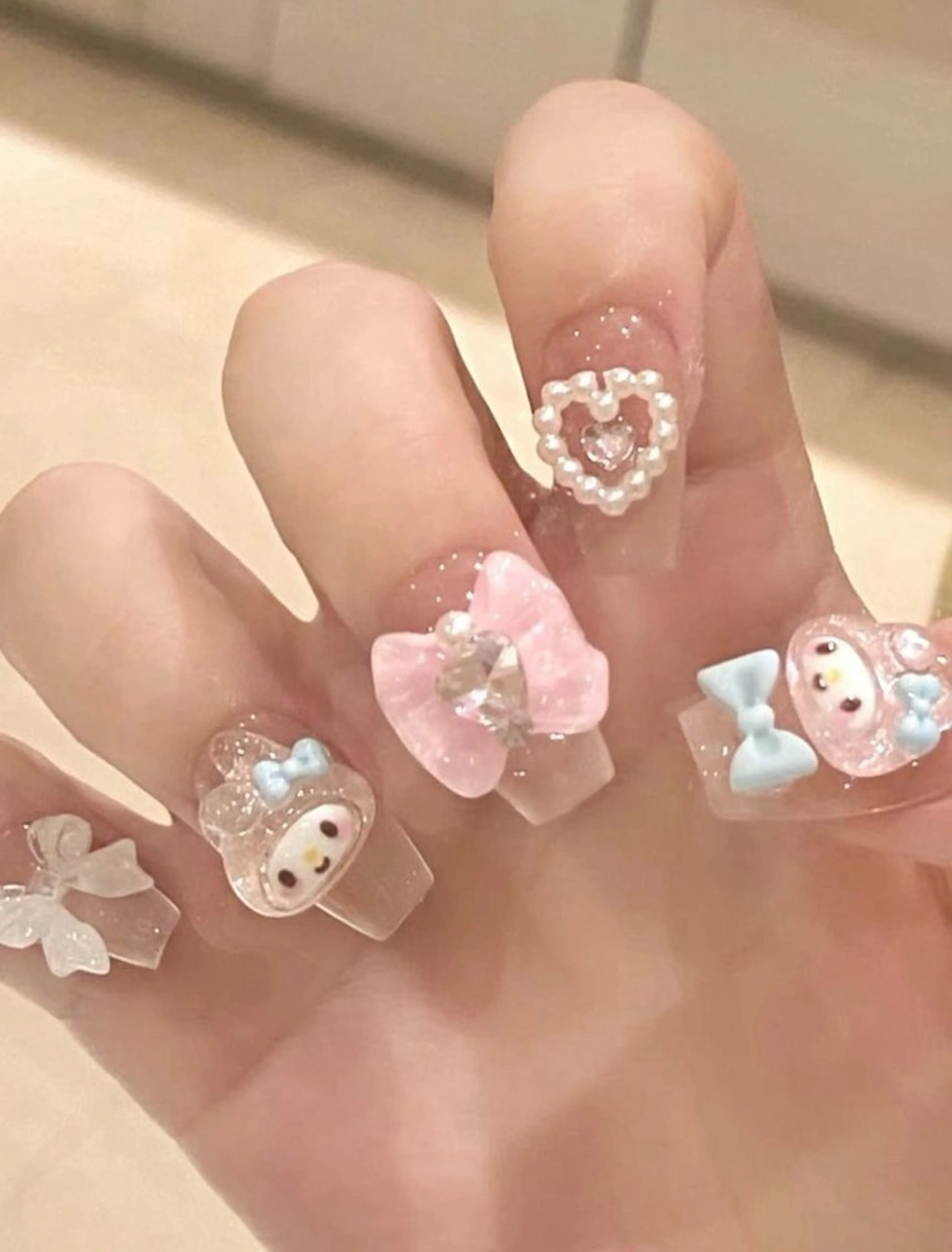 ネイル 長さ出し フレンチネイル グラデーション 卒業式 マグネットネイル ハンドネイル MIHANA HIKARIのネイルデザイン