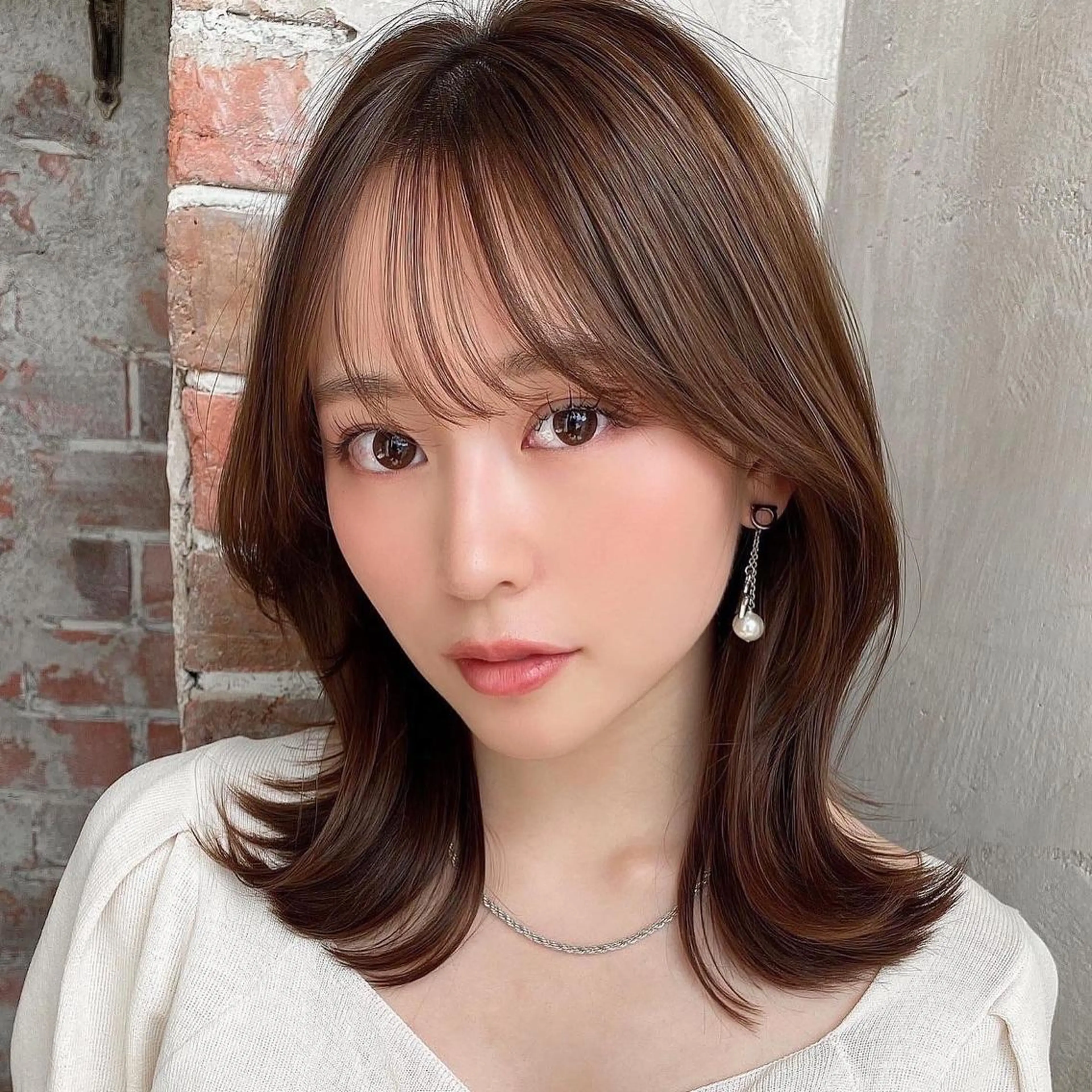 ミディアム くびれヘア 髪質改善 縮毛矯正 カット ヘアカラー トリートメント 🧡くびれヘア/前髪 顔周り🧡久原結衣のヘアスタイル
