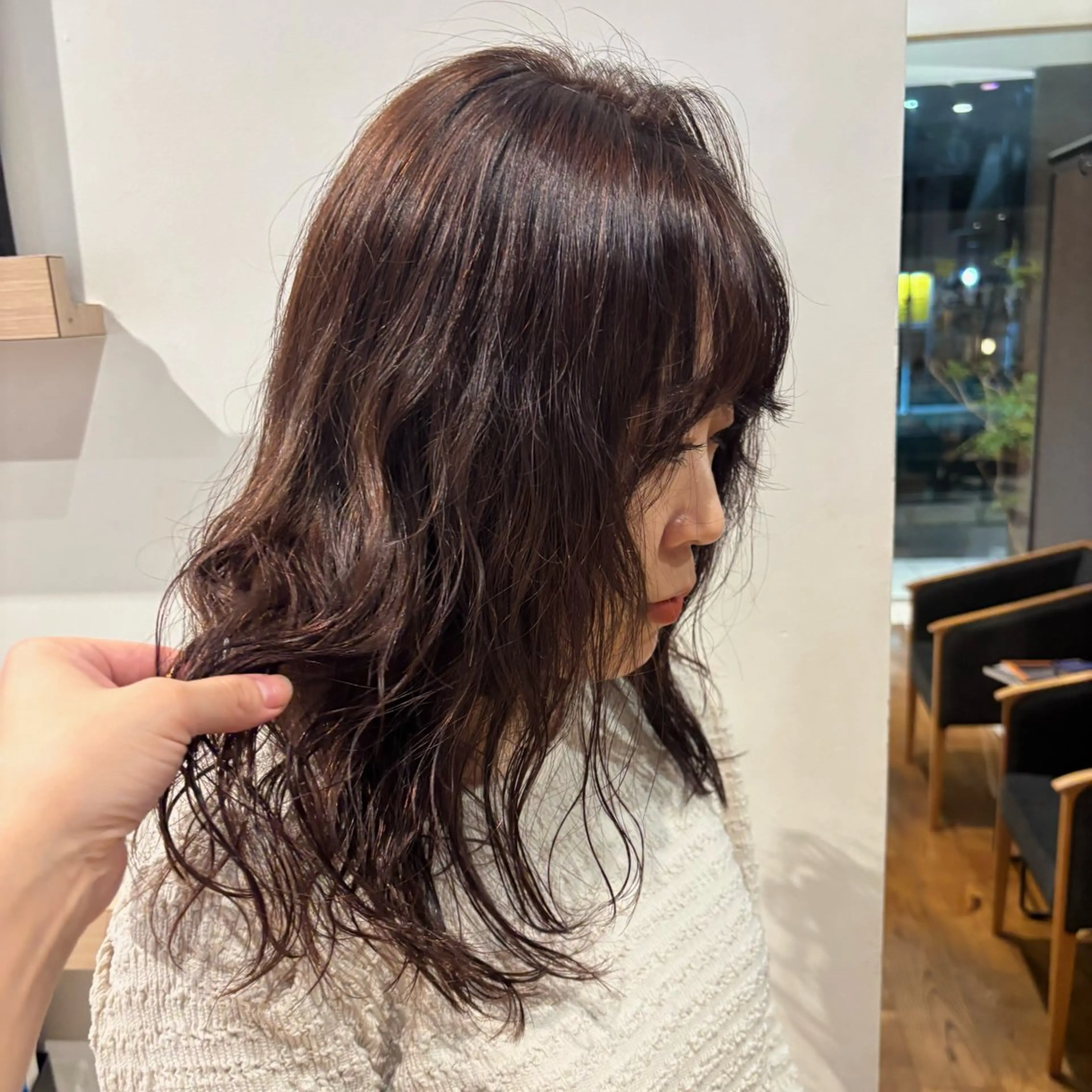 セミロング カラー ベージュカラー ヘアカラー Suzu🪽 大宮美容室のヘアスタイル
