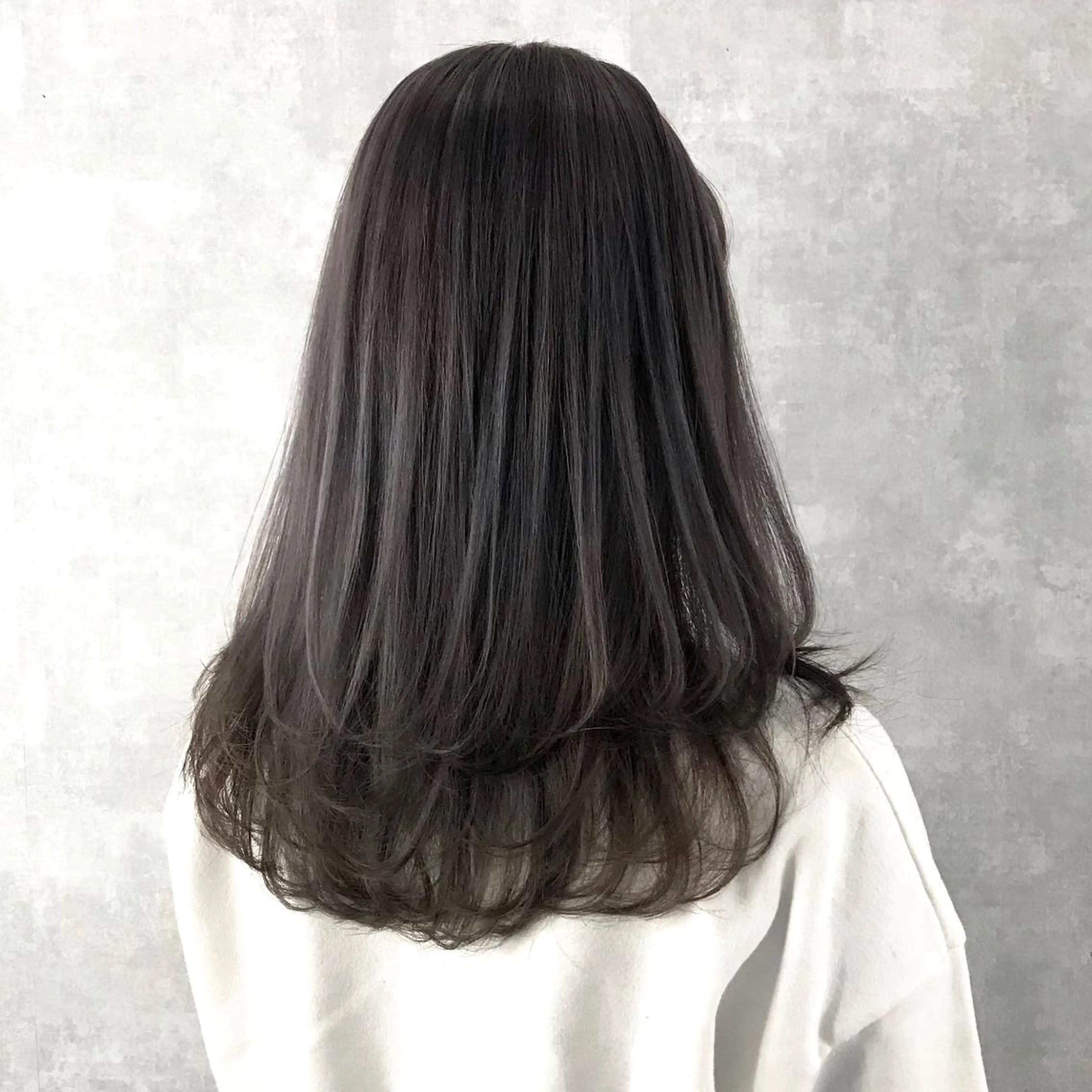 ショート タンバルモリ ムルギョル巻き 韓国風ヘア レイヤーカット シースルーバング サロウィン所属・K-POP好き美容師 🇰🇷Kai.Yのヘアスタイル