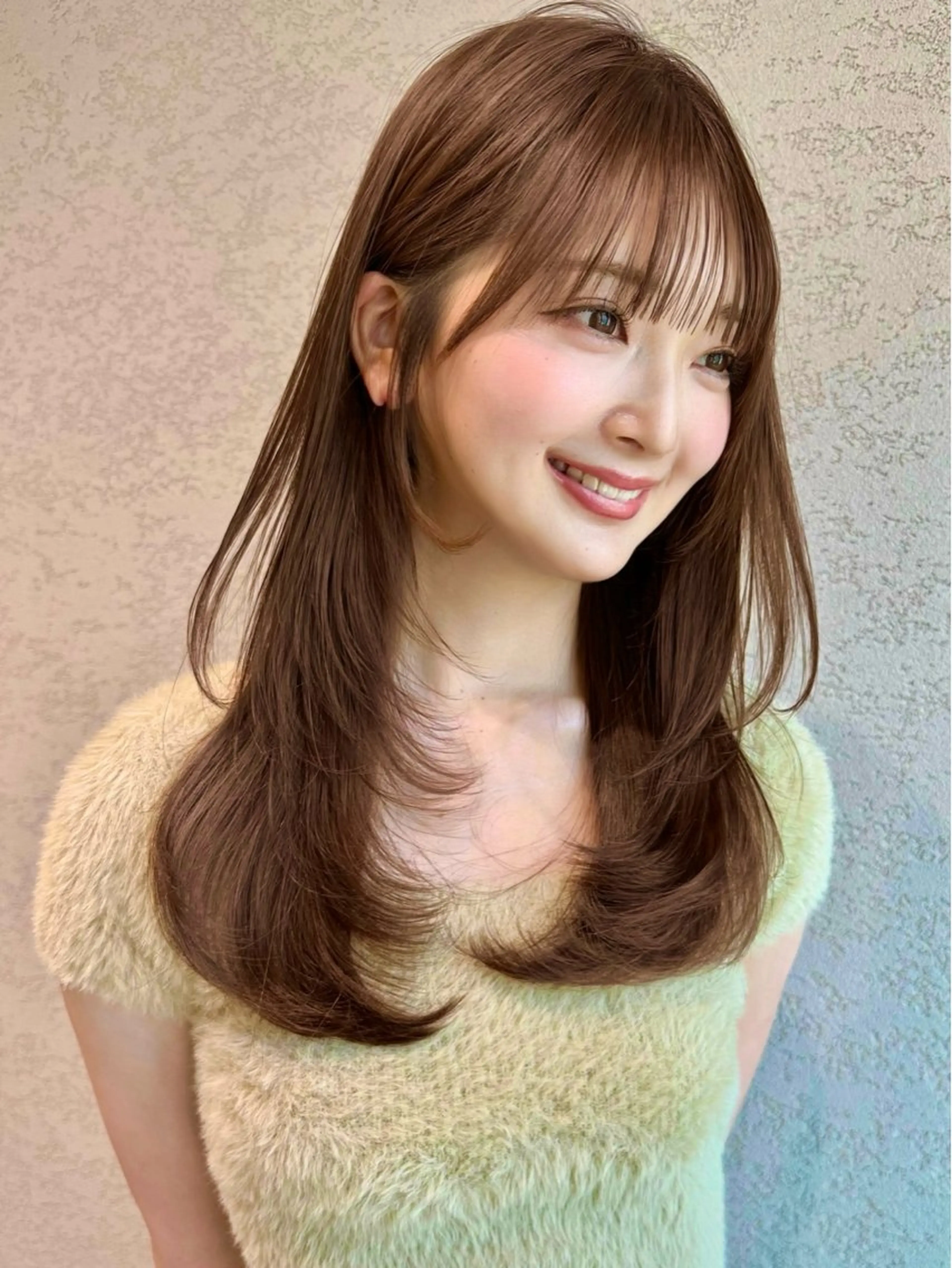 ミディアム カラー カット ヘアカラー トリートメント レイヤー/韓国 ハイトーン興津史弥のヘアスタイル