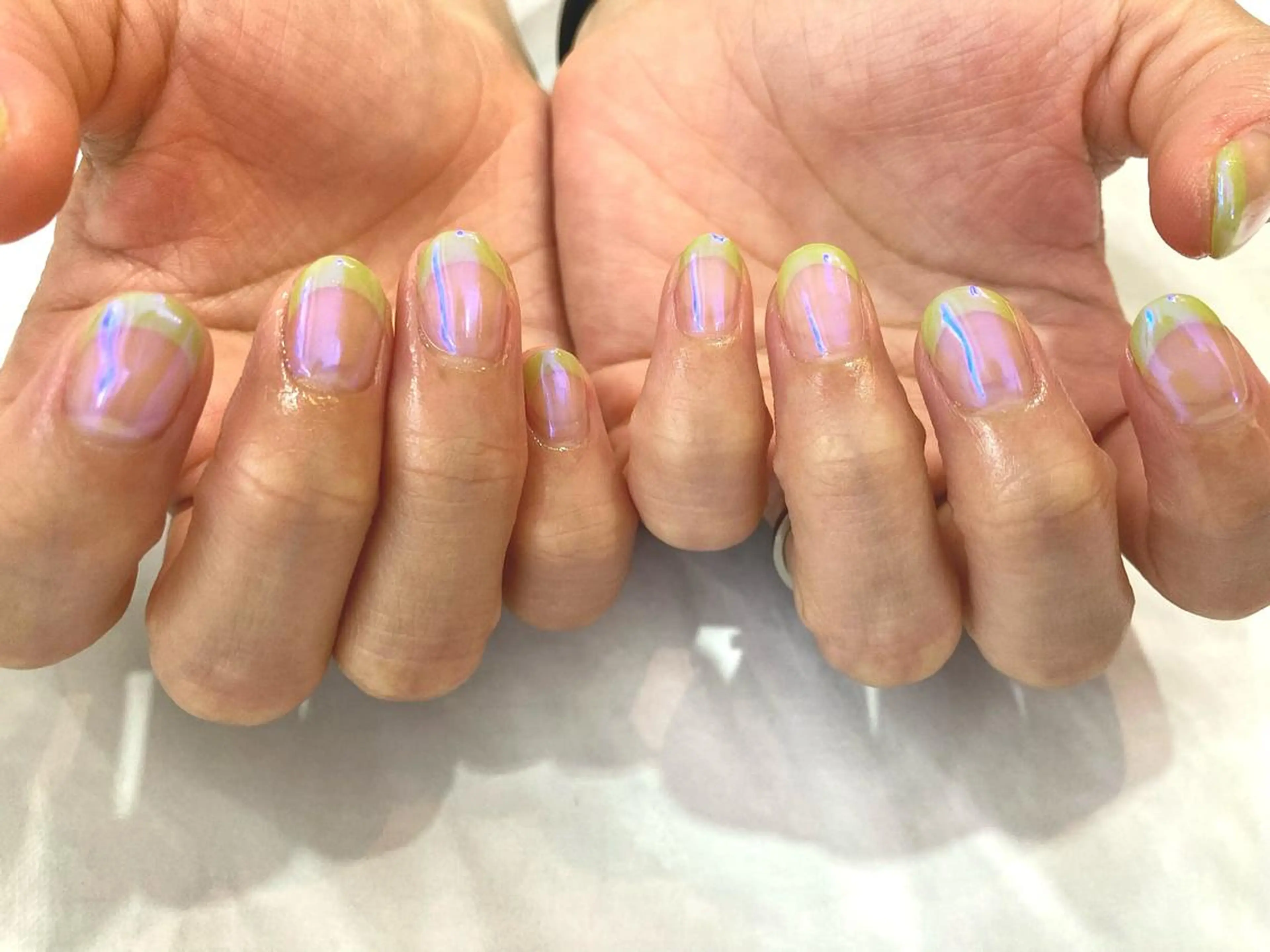 ショート カラー ネイル マツエク・マツパ ハンドネイル illum hicariのネイルデザイン