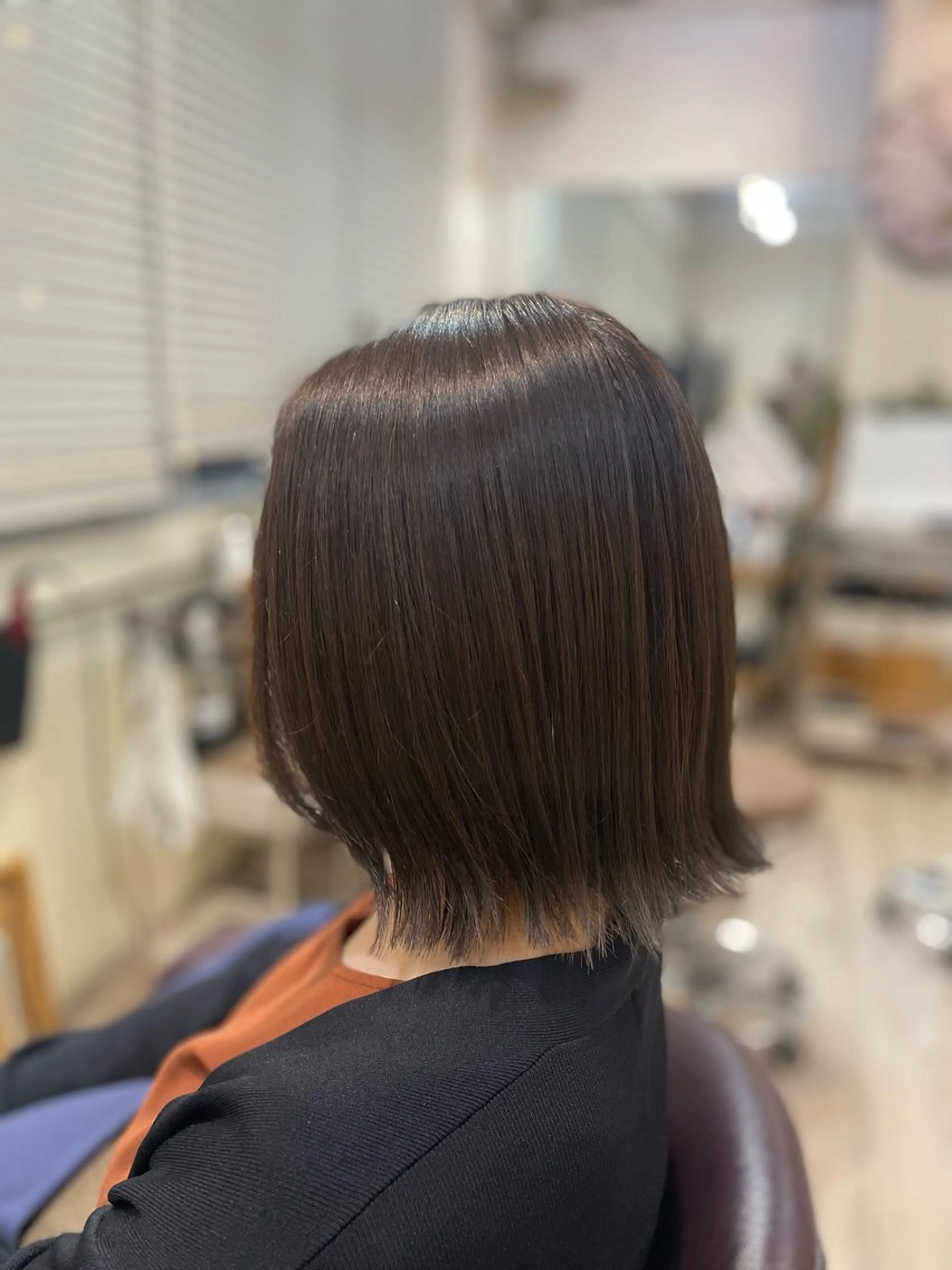 ミディアム カット ヘアカラー 茅野 あゆ美のヘアスタイル