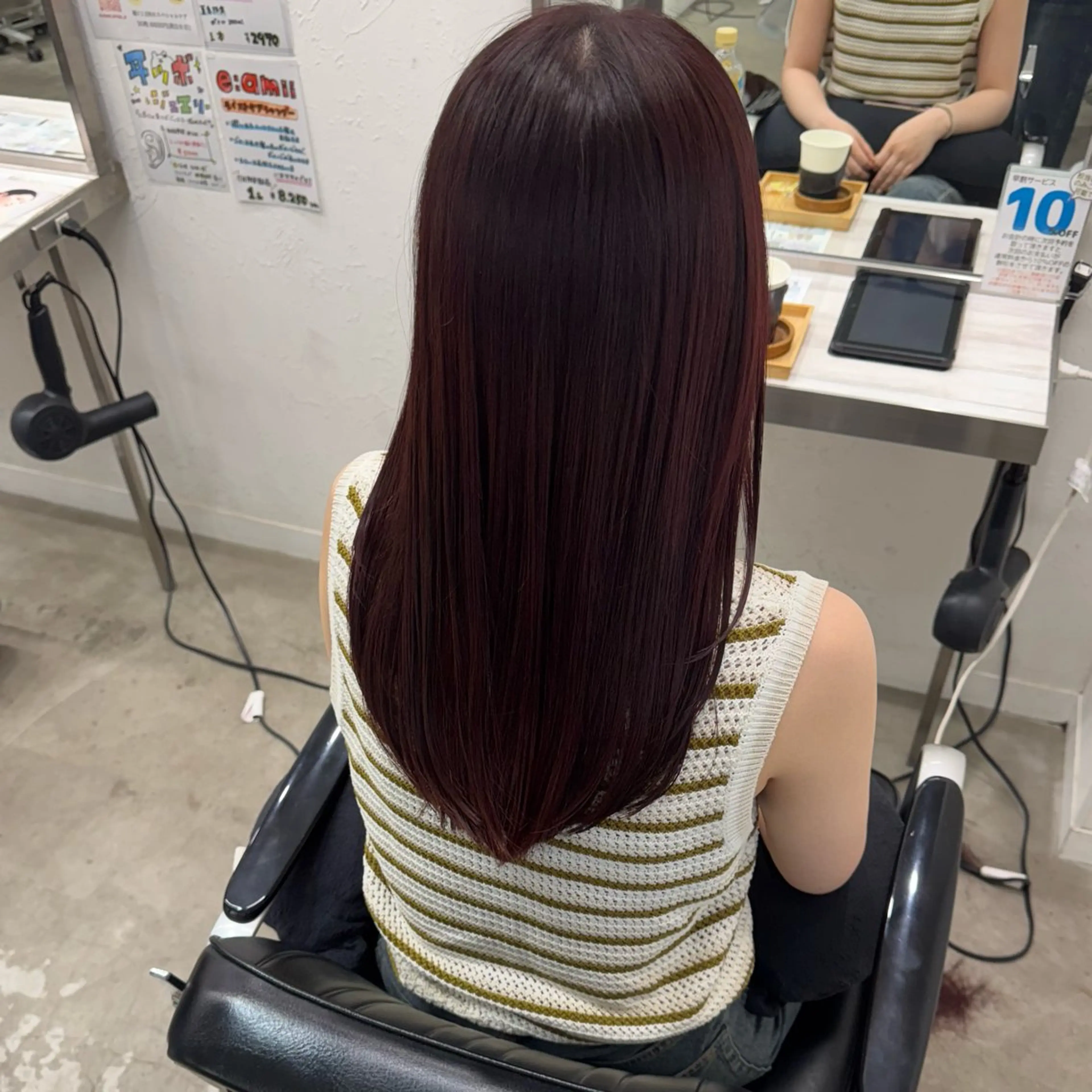 ロング カラー レッドカラー レイヤーカット トリートメント カット ヘアカラー 艶カラー/カット AYANO 💗🪽のヘアスタイル