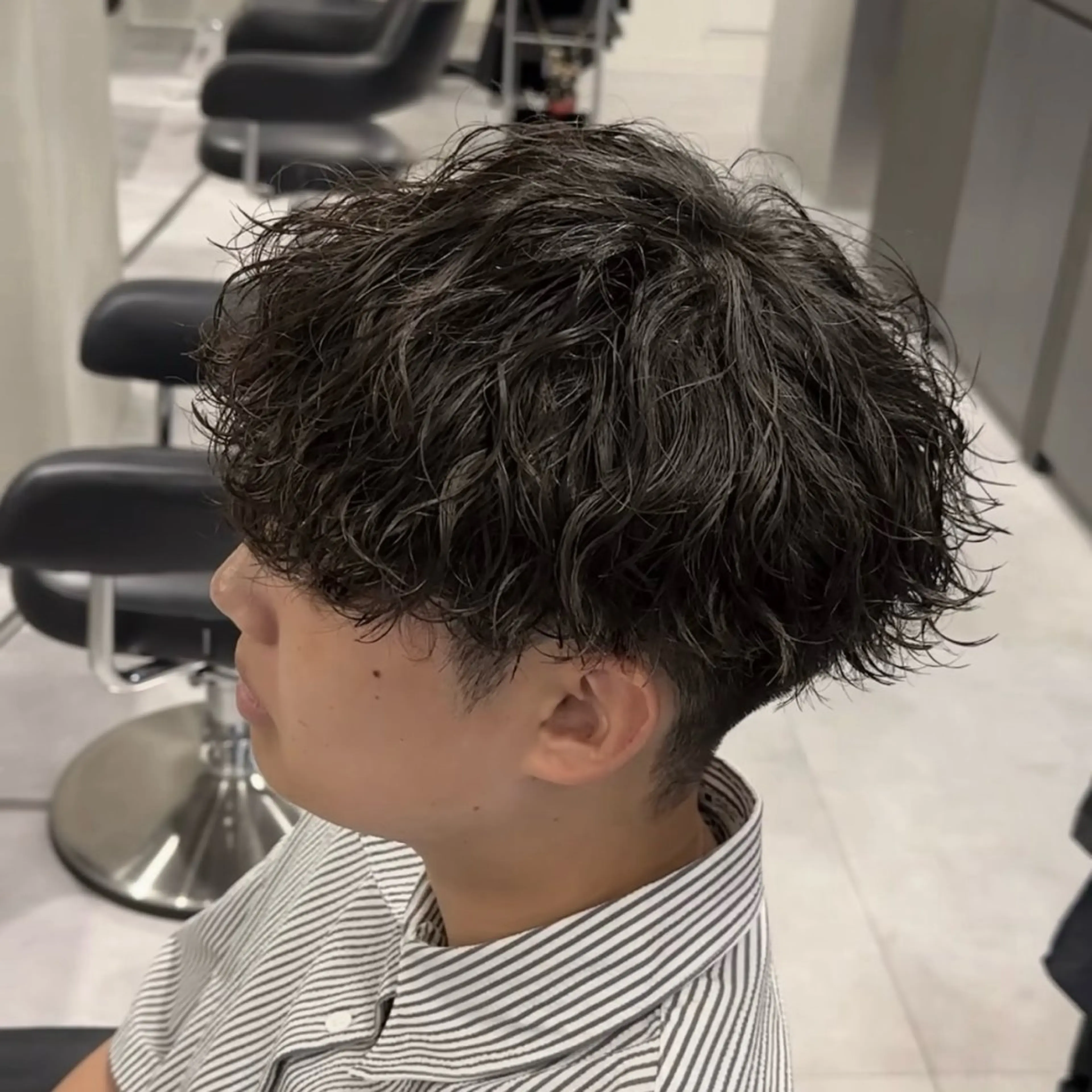 ショート パーマ メンズ カット パーマ 🔱波巻きパーマ🔱 しゅうとのヘアスタイル