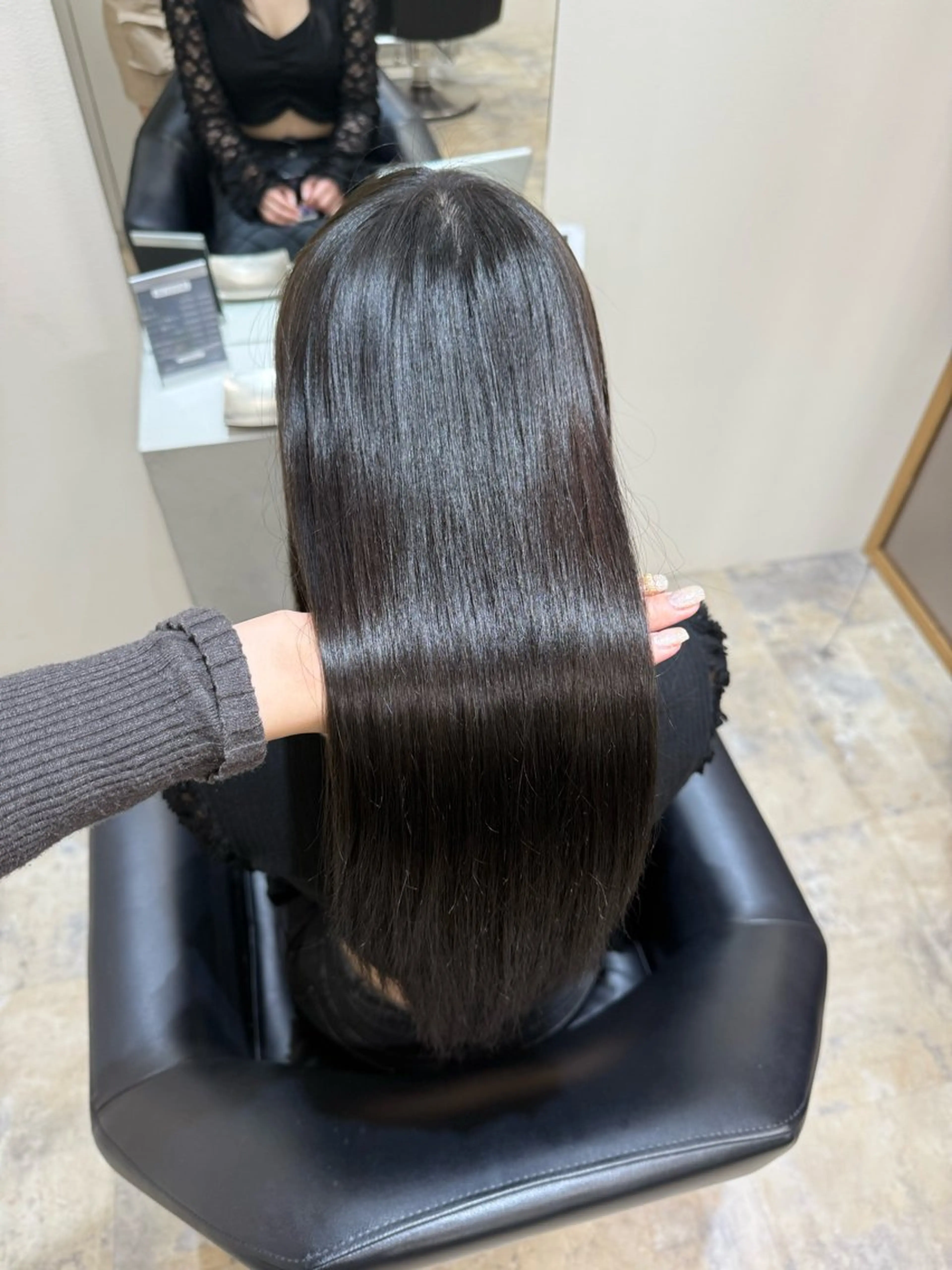 ロング カラー ブラウンカラー 透明感カラー オリーブブラウン ヘアカラー Labo by ahnkism所属・FUUMI /艶髪/透明感カラーのヘアスタイル