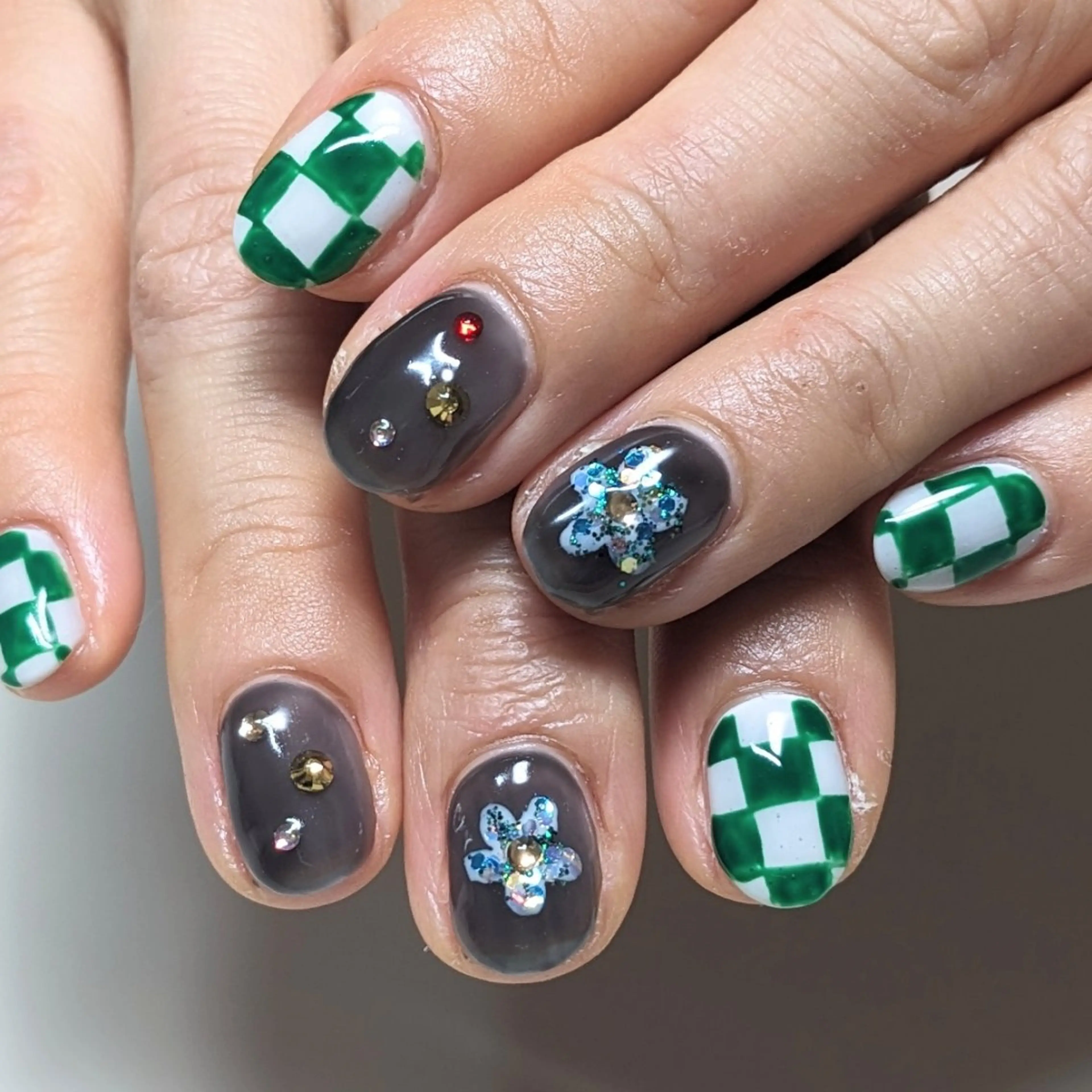 ネイル newrandas hitomiのネイルデザイン