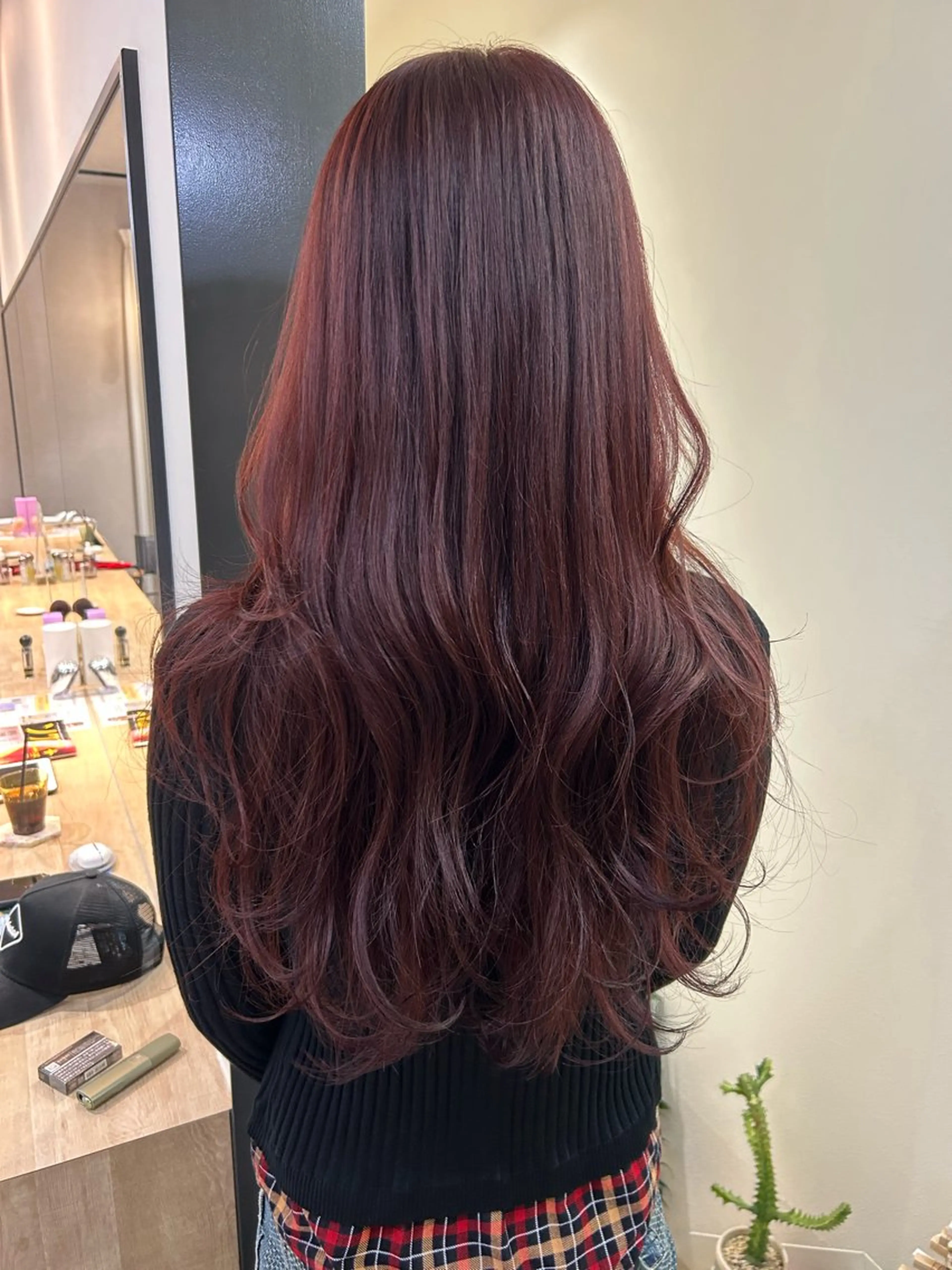 ロング カラー ブリーチ ブリーチなしカラー レッドカラー カット ヘアカラー トリートメント hub hair レイヤー/透明感のヘアスタイル