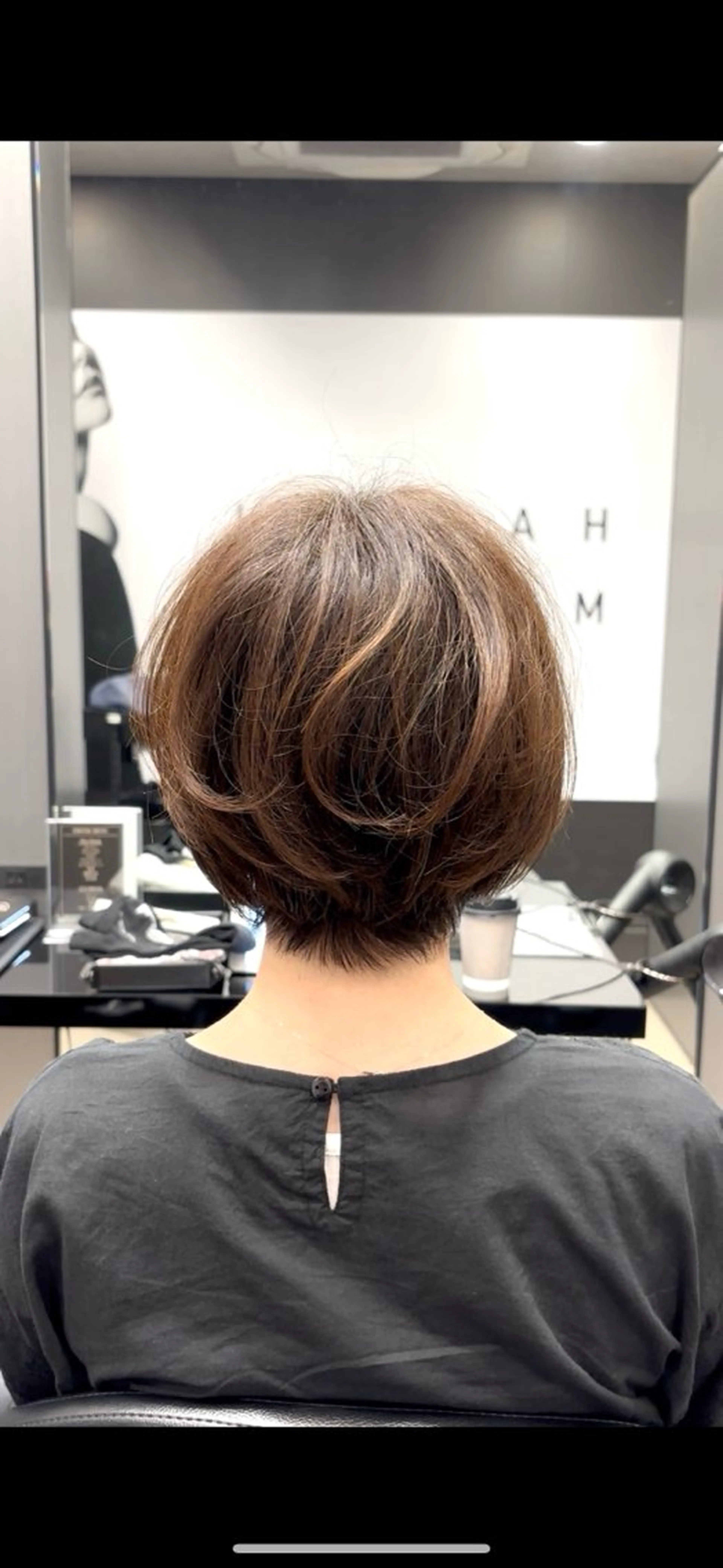 ショート ショートボブ ボブ くせ毛 ショートヘア カット ヘアカラー HARUKI  MINATO Japan広島紙屋町店所属・hmj紙屋町店 脊戸智志のヘアスタイル